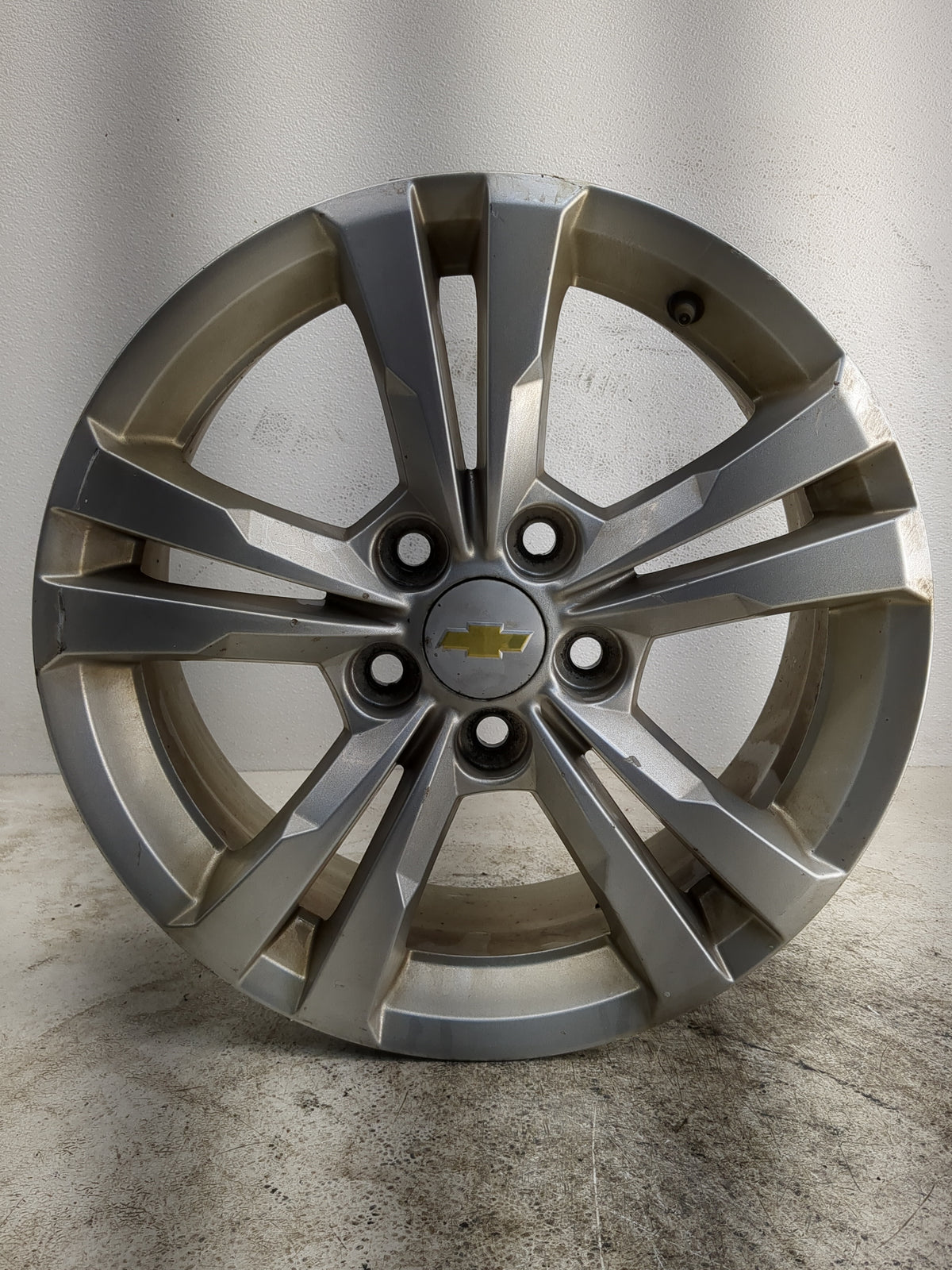 2010-2017 Chevrolet Equinox Oem Wheel Rim 1189421 - Oemusedautoparts1.com