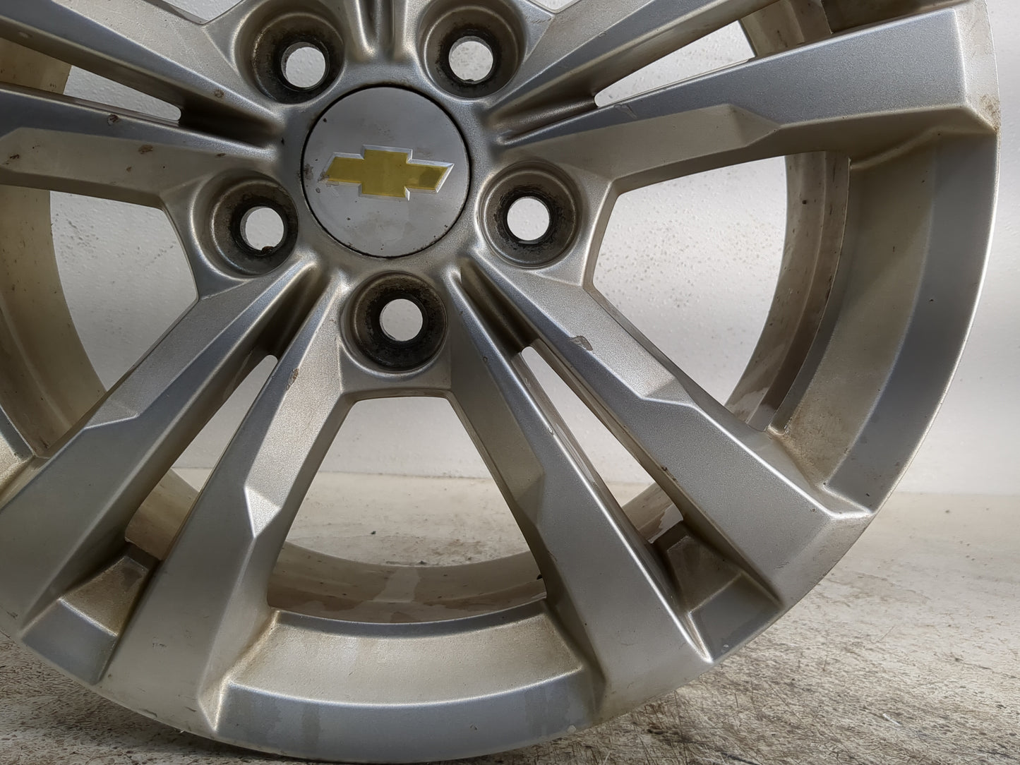 2010-2017 Chevrolet Equinox Oem Wheel Rim 1189421 - Oemusedautoparts1.com