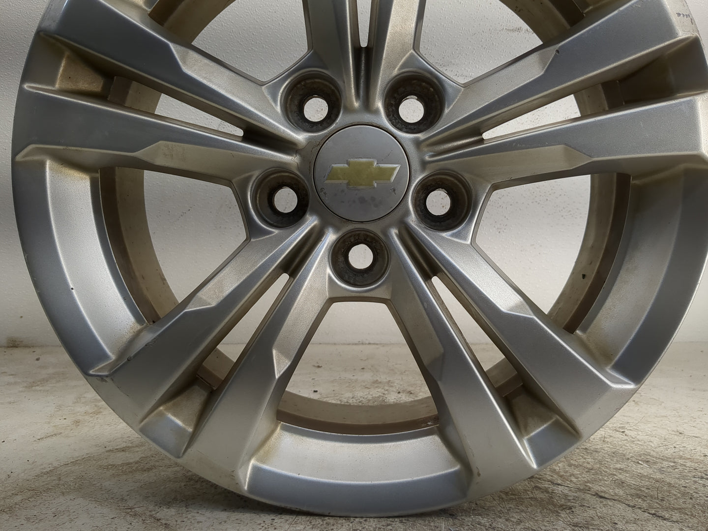 2010-2017 Chevrolet Equinox Oem Wheel Rim 1189423 - Oemusedautoparts1.com