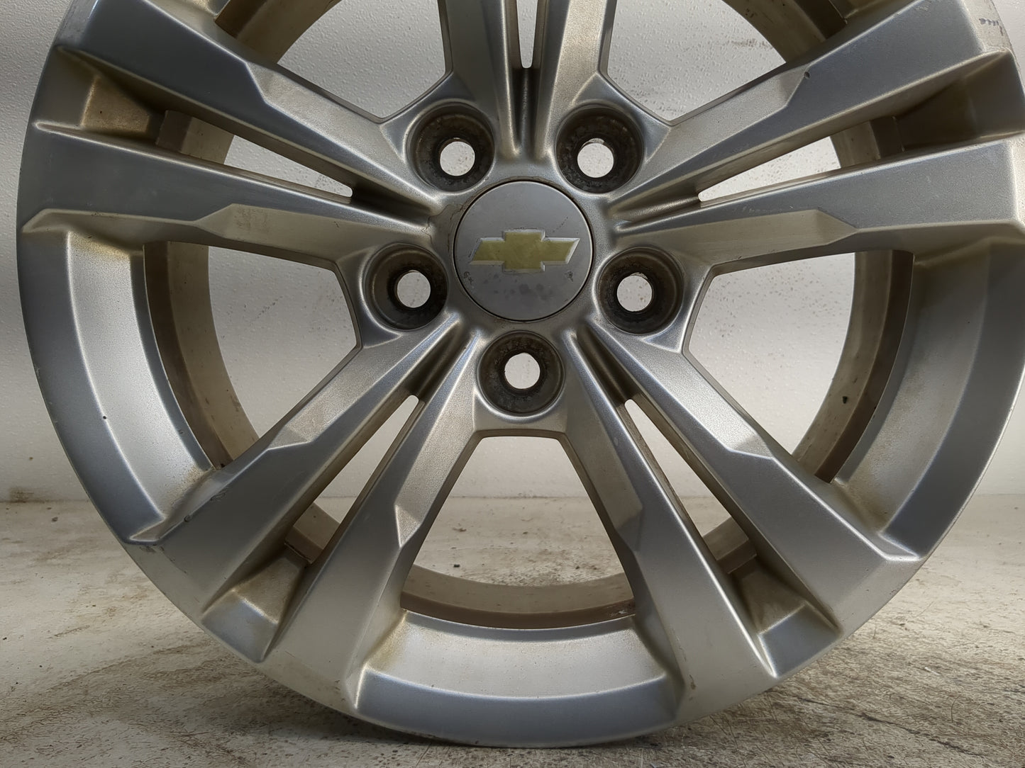 2010-2017 Chevrolet Equinox Oem Wheel Rim 1189423 - Oemusedautoparts1.com