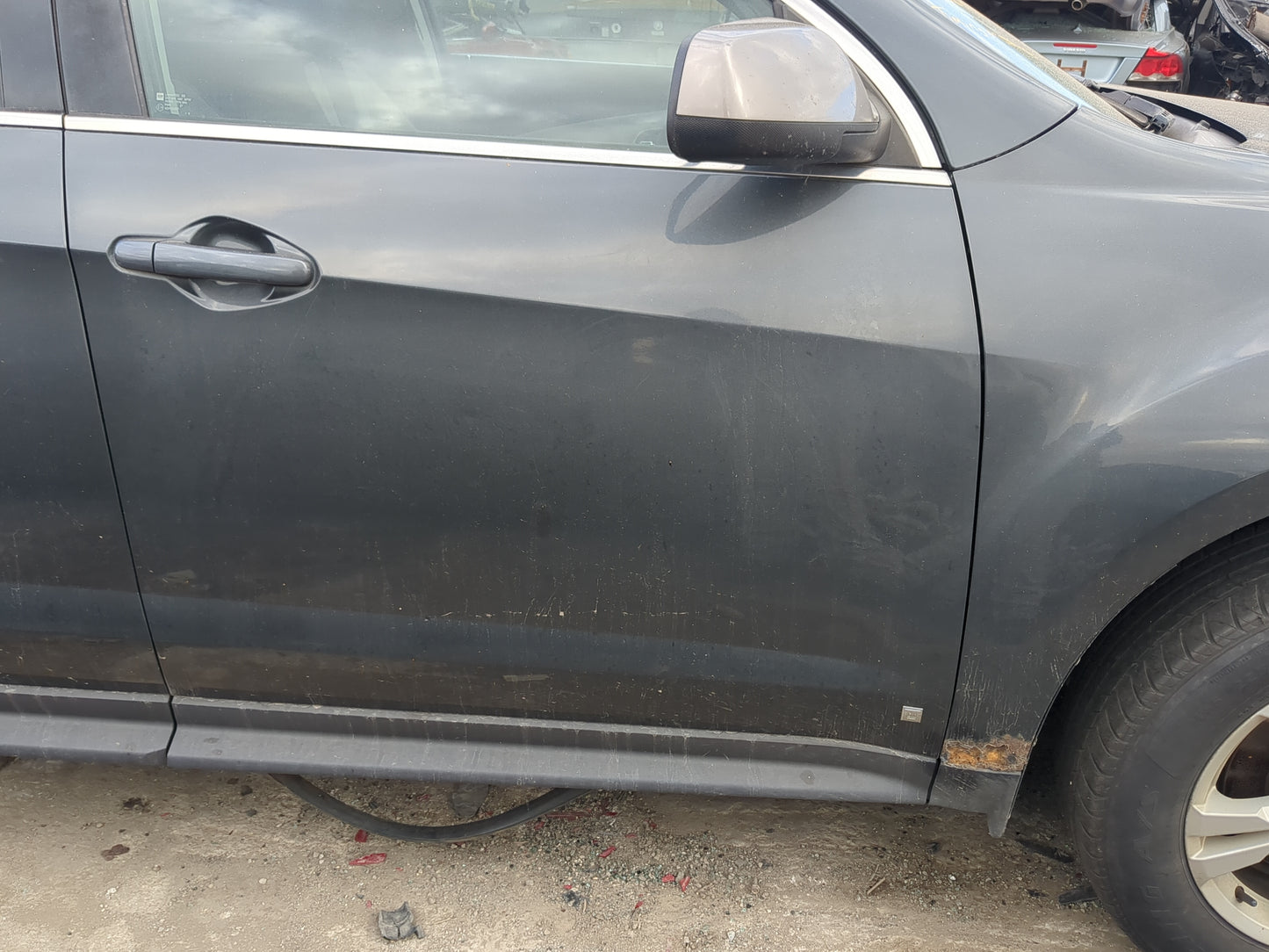 2010-2011 Chevrolet Equinox Passenger Front Door Oem 1189697 - Oemusedautoparts1.com