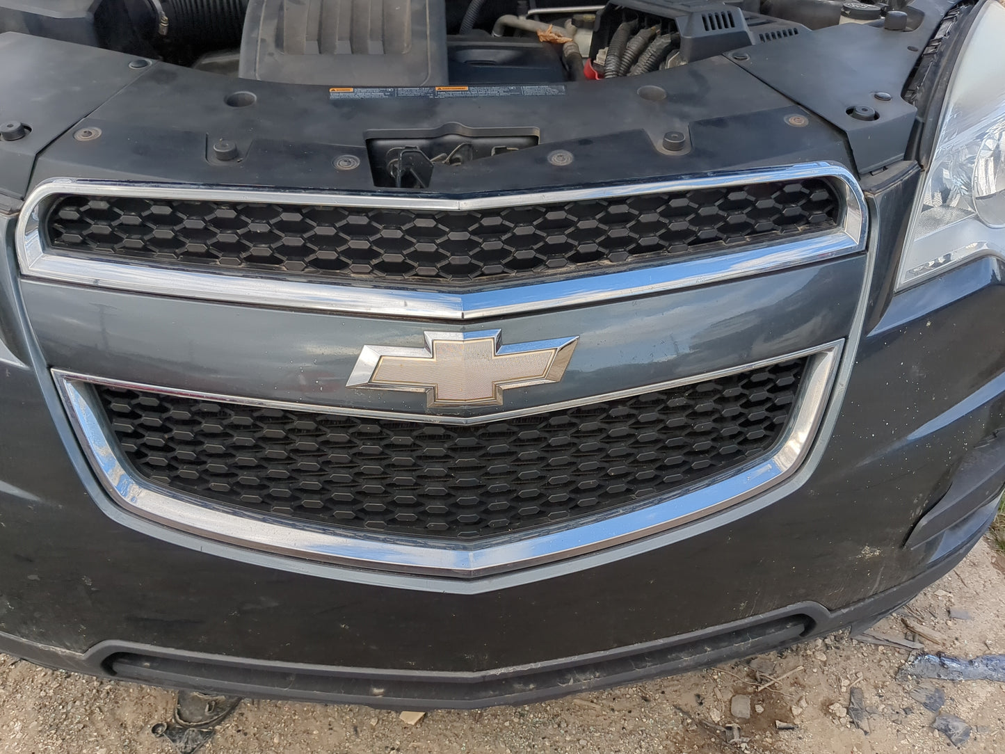 2010-2015 Chevrolet Equinox Front Grille Bumper Not Included - Oemusedautoparts1.com