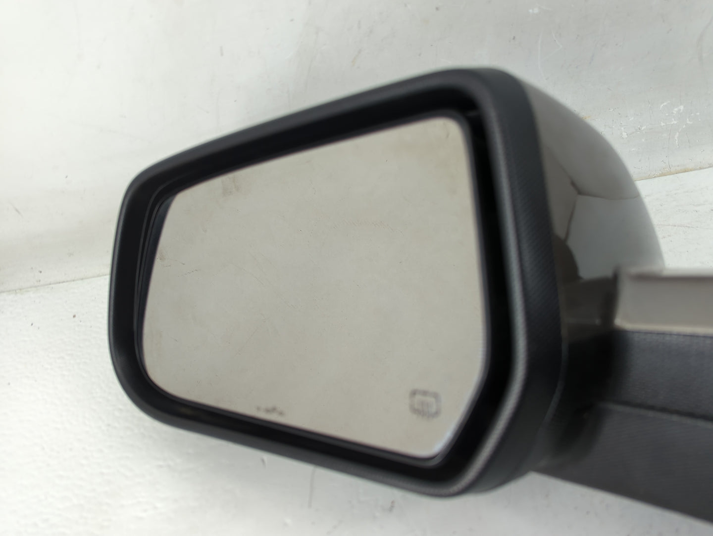 2010-2011 Chevrolet Equinox Side Mirror Replacement Driver Left View Door Mirror P/N:P20858721 Fits Fits 2010 2011 OEM Used 