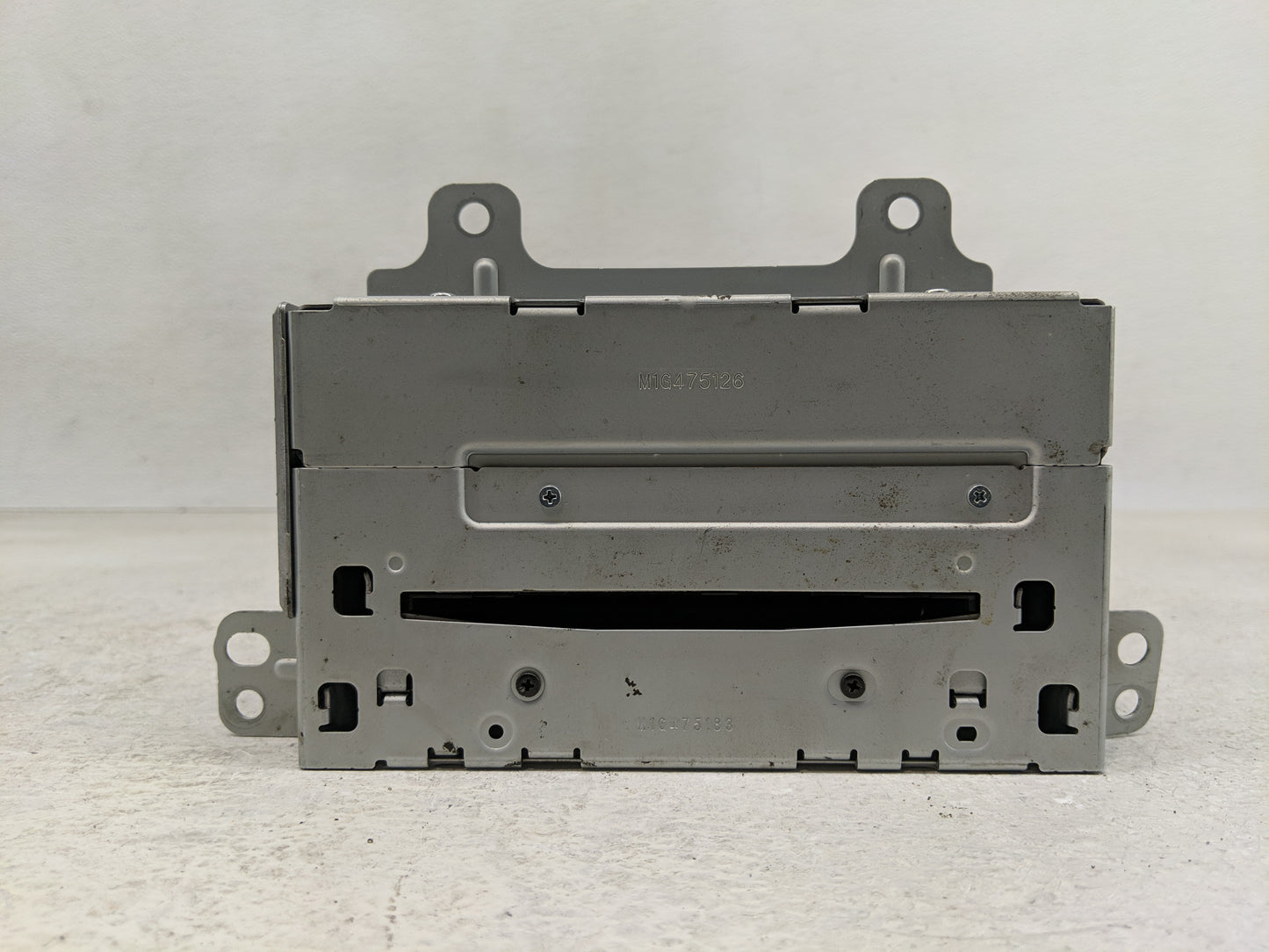 2010-2011 Chevrolet Equinox Radio AM FM Cd Player Receiver Replacement P/N:20907419 Fits Fits 2010 2011 2012 OEM Used Auto P