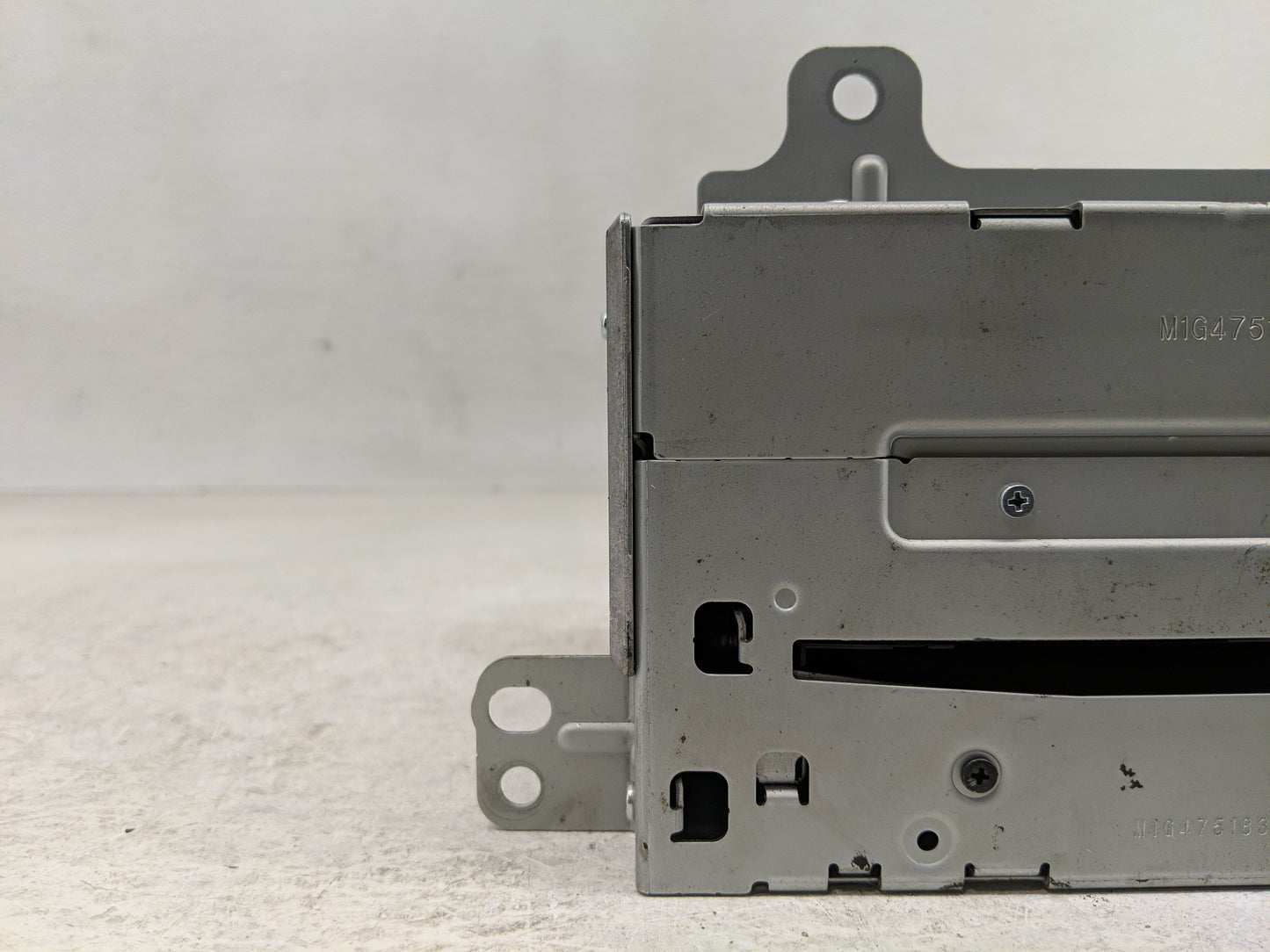 2010-2011 Chevrolet Equinox Radio AM FM Cd Player Receiver Replacement P/N:20907419 Fits Fits 2010 2011 2012 OEM Used Auto P