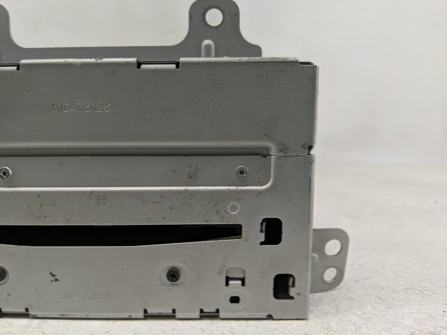 2010-2011 Chevrolet Equinox Radio AM FM Cd Player Receiver Replacement P/N:20907419 Fits Fits 2010 2011 2012 OEM Used Auto P