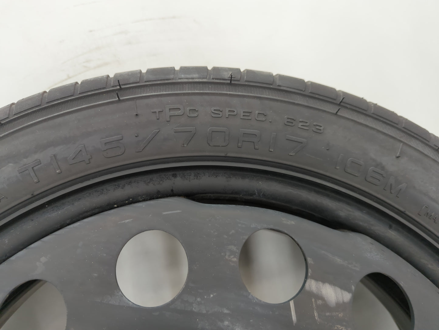 2010-2017 Chevrolet Equinox Spare Donut Tire Wheel Rim Oem - Oemusedautoparts1.com