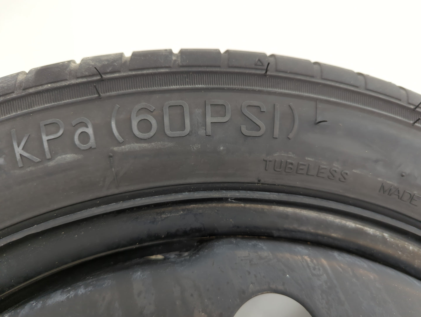 2010-2017 Chevrolet Equinox Spare Donut Tire Wheel Rim Oem - Oemusedautoparts1.com