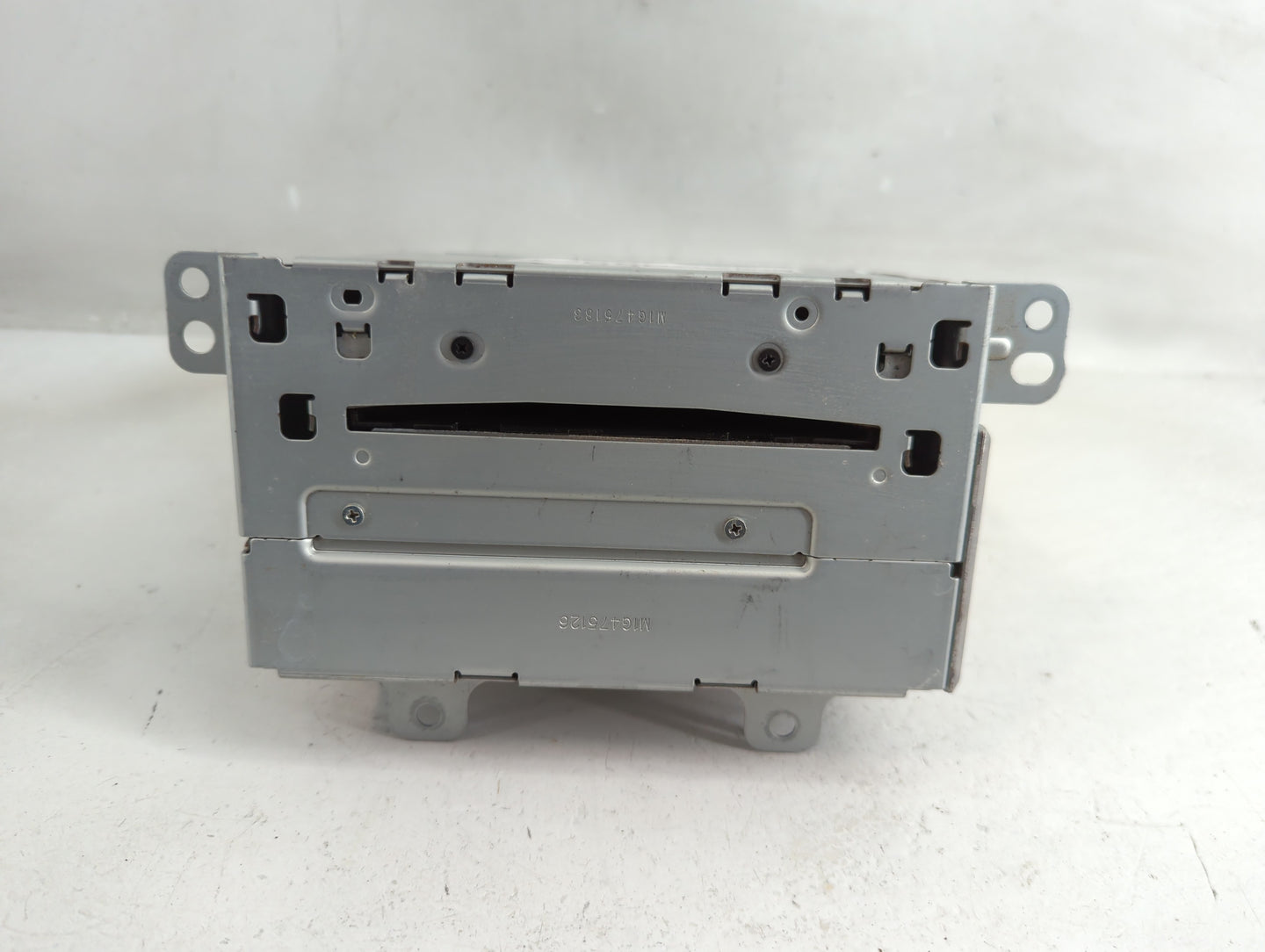 2010 Chevrolet Equinox Radio AM FM Cd Player Receiver Replacement P/N:20854719 Fits OEM Used Auto Parts - Oemusedautoparts1.