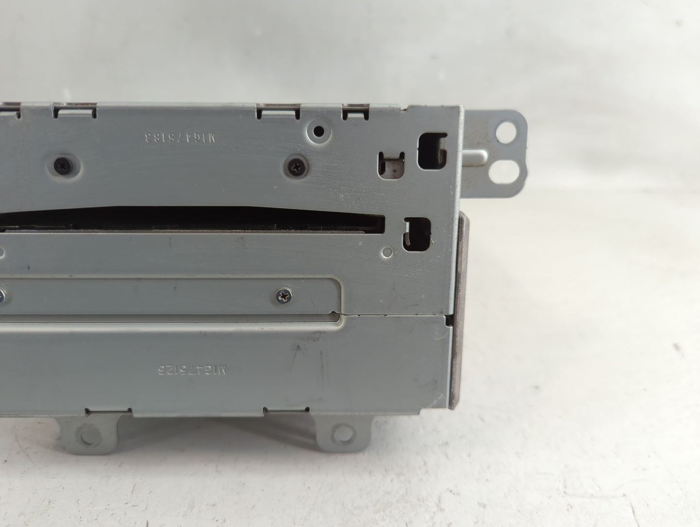 2010 Chevrolet Equinox Radio AM FM Cd Player Receiver Replacement P/N:20854719 Fits OEM Used Auto Parts - Oemusedautoparts1.