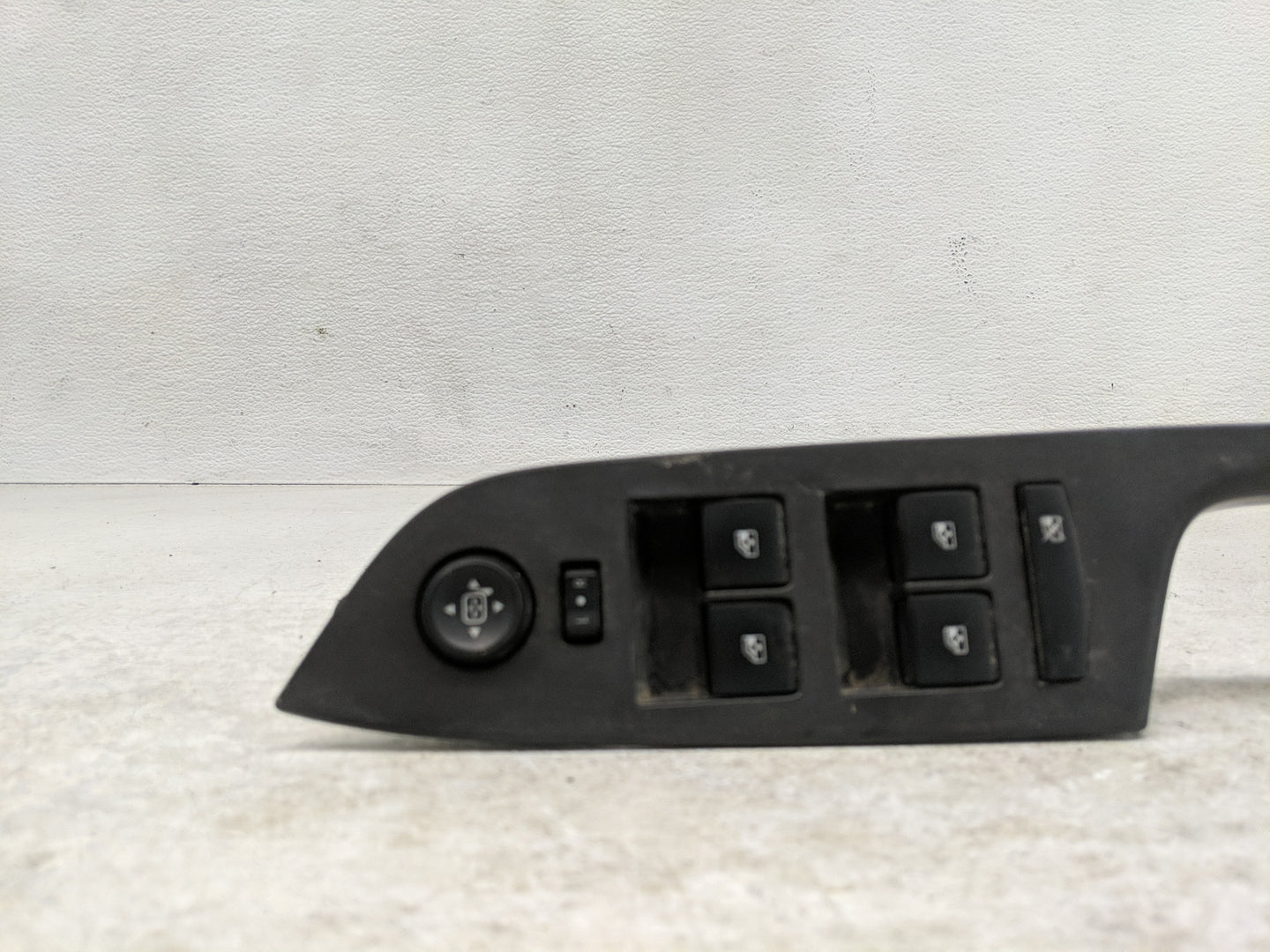 2010-2017 Chevrolet Equinox Master Power Window Switch Replacement Driver Side Left Fits OEM Used Auto Parts - Oemusedautopa