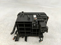 2010 Chevrolet Equinox Fusebox Fuse Box Panel Relay Module Fits OEM Used Auto Parts - Oemusedautoparts1.com