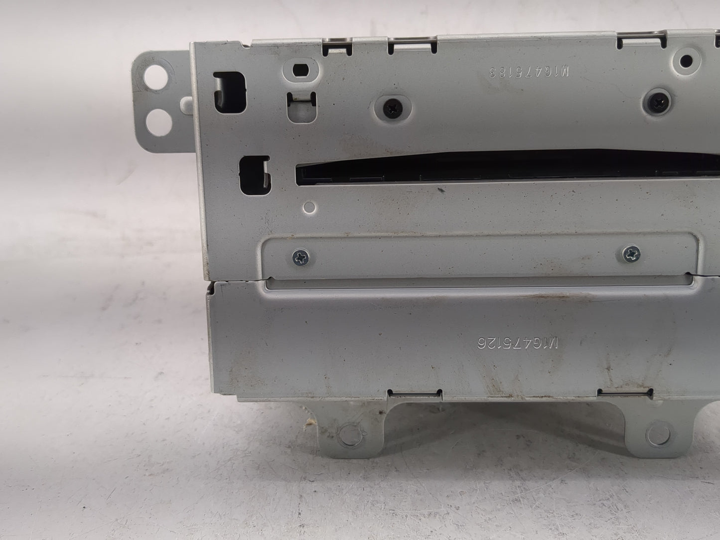 2010 Chevrolet Equinox Radio AM FM Cd Player Receiver Replacement P/N:2097419 Fits Fits 2011 OEM Used Auto Parts - Oemusedau