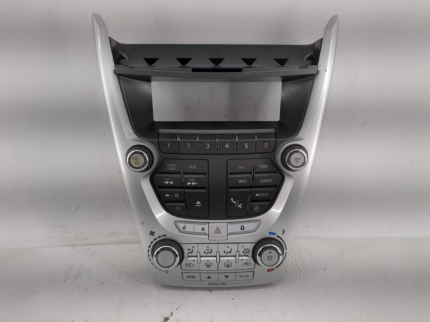 2010-2011 Chevrolet Equinox Radio Control Panel - Oemusedautoparts1.com
