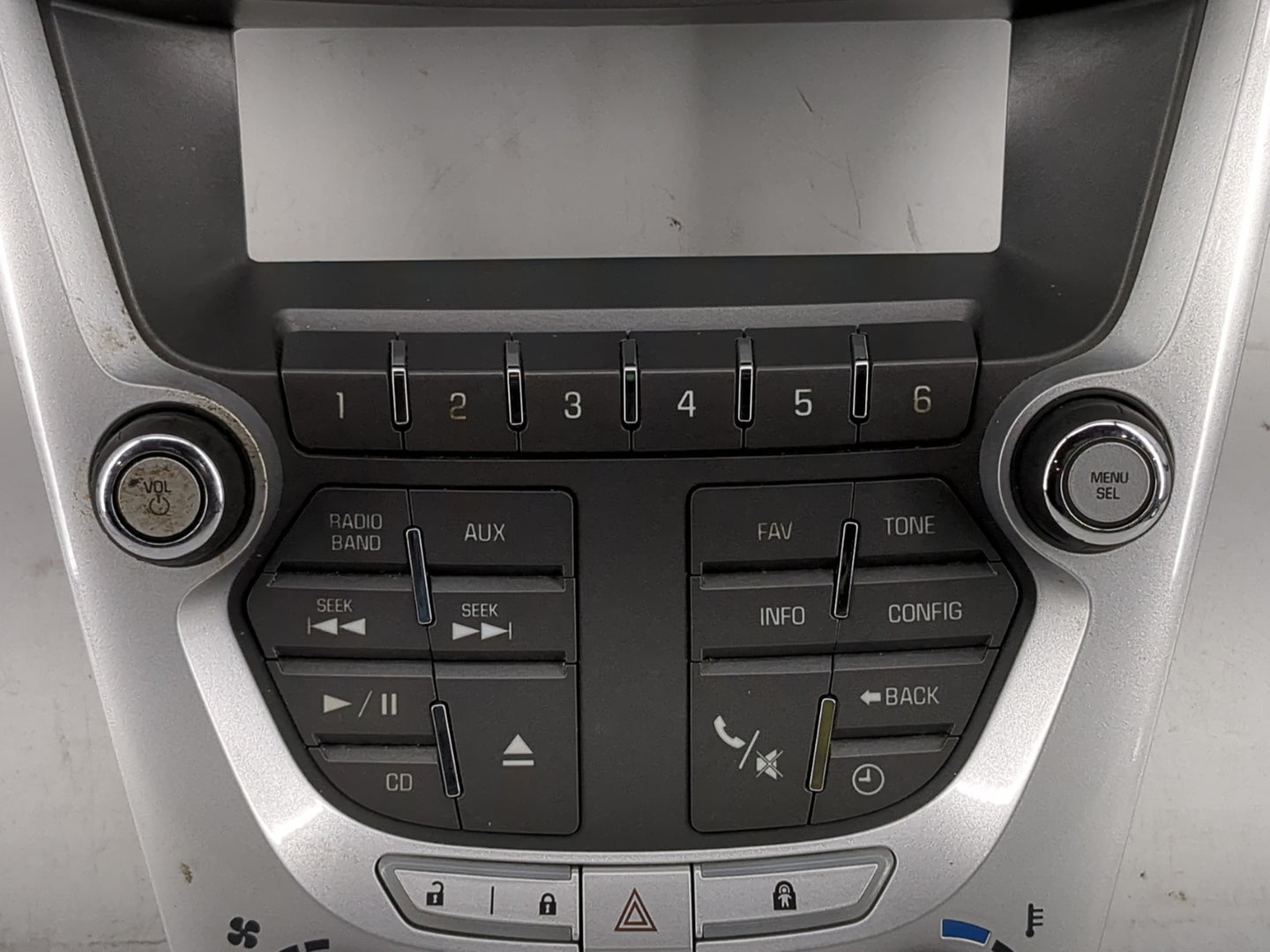 2010-2011 Chevrolet Equinox Radio Control Panel - Oemusedautoparts1.com