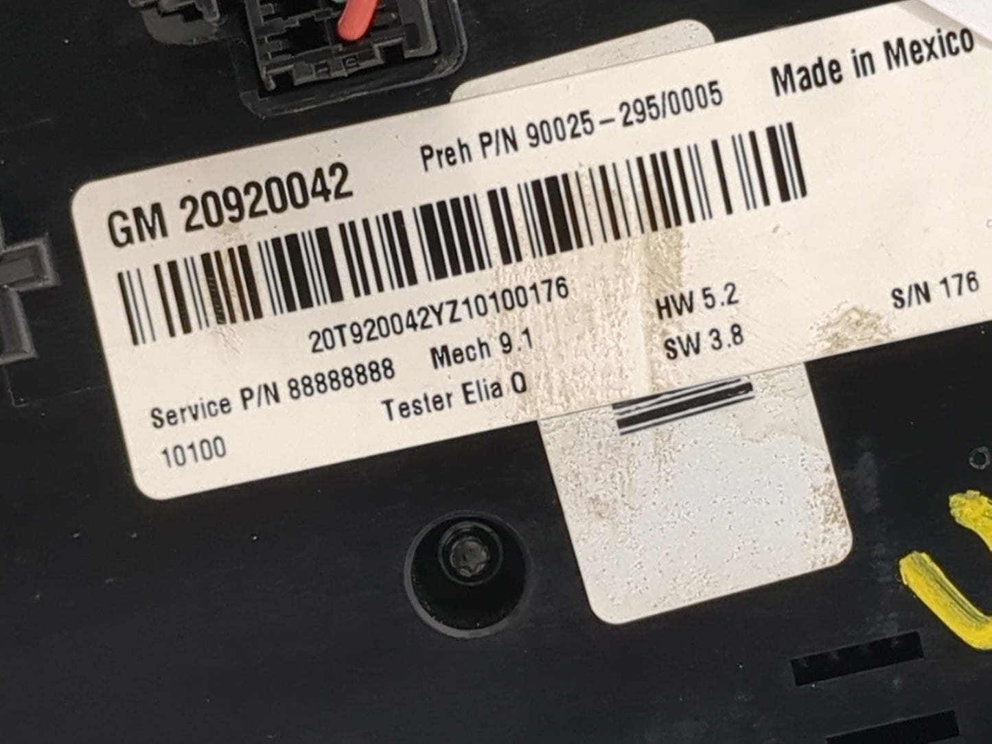 2010-2011 Chevrolet Equinox Radio Control Panel - Oemusedautoparts1.com