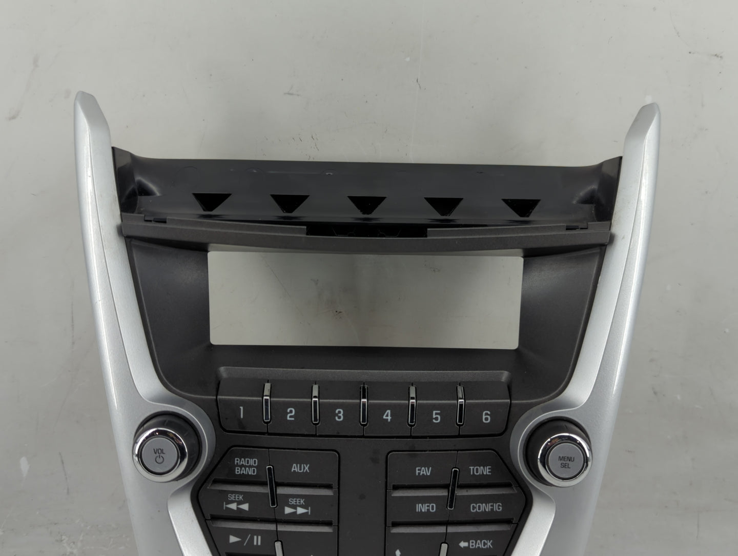 2010 Chevrolet Equinox Radio AM FM Cd Player Receiver Replacement P/N:20920042 Fits Fits 2011 OEM Used Auto Parts - Oemuseda