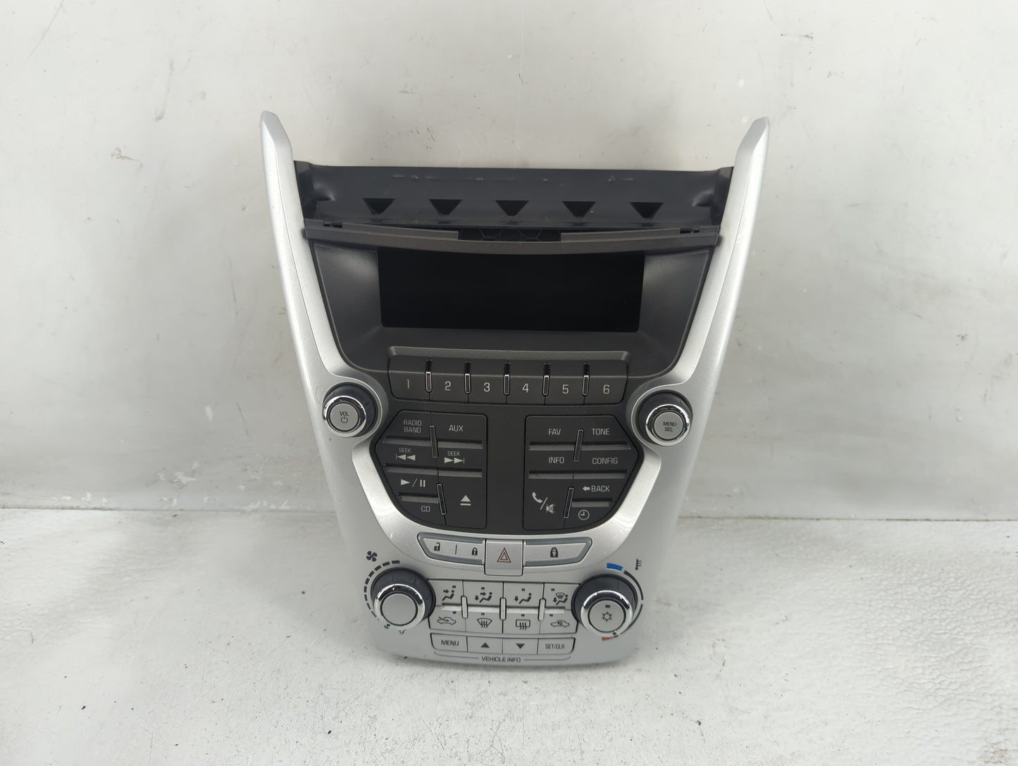 2010-2011 Chevrolet Equinox Radio Control Panel - Oemusedautoparts1.com