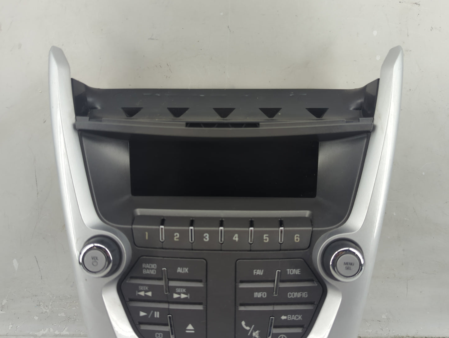 2010-2011 Chevrolet Equinox Radio Control Panel - Oemusedautoparts1.com