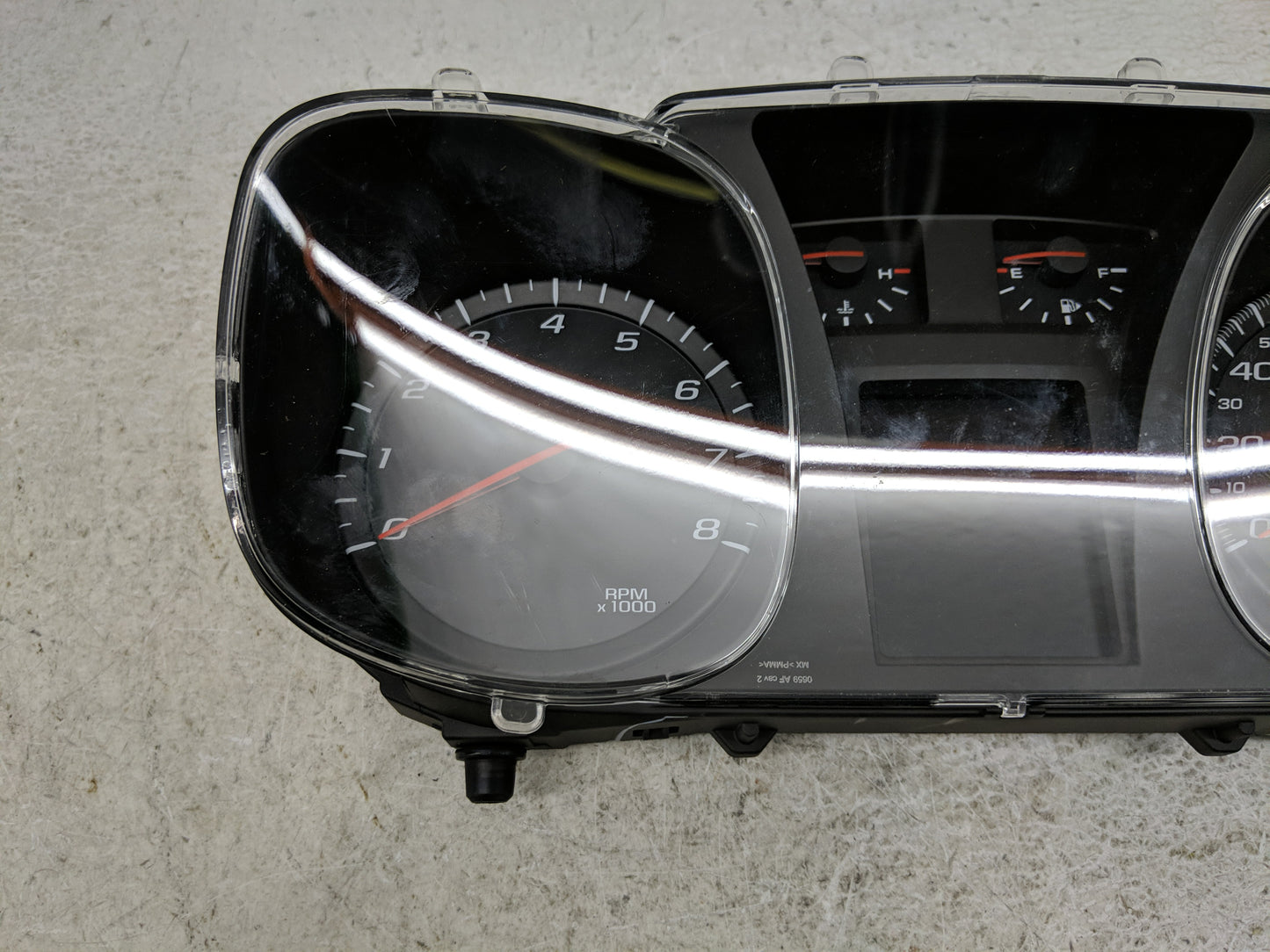 2010 Chevrolet Equinox Instrument Cluster Speedometer Gauges P/N:20919738 Fits OEM Used Auto Parts - Oemusedautoparts1.com