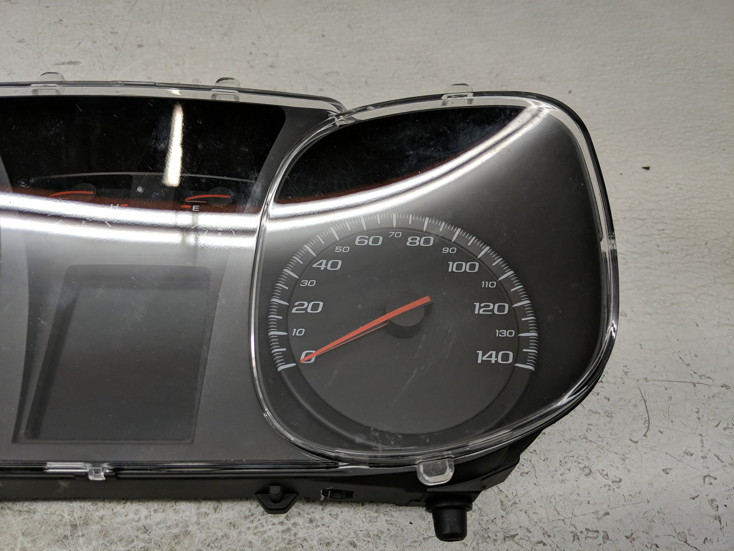 2010 Chevrolet Equinox Instrument Cluster Speedometer Gauges P/N:20919738 Fits OEM Used Auto Parts - Oemusedautoparts1.com