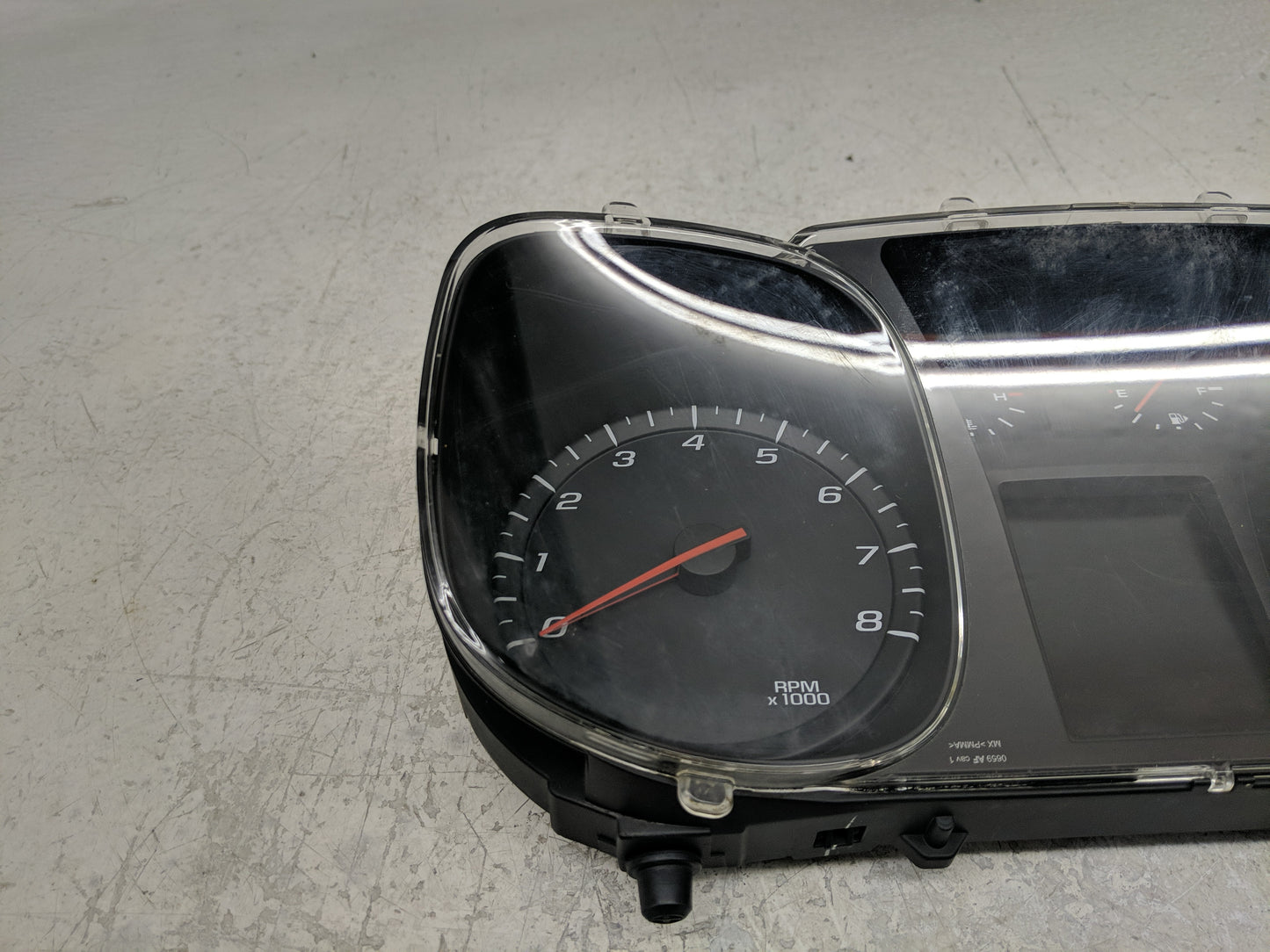 2010 Chevrolet Equinox Instrument Cluster Speedometer Gauges P/N:20919738 Fits OEM Used Auto Parts - Oemusedautoparts1.com