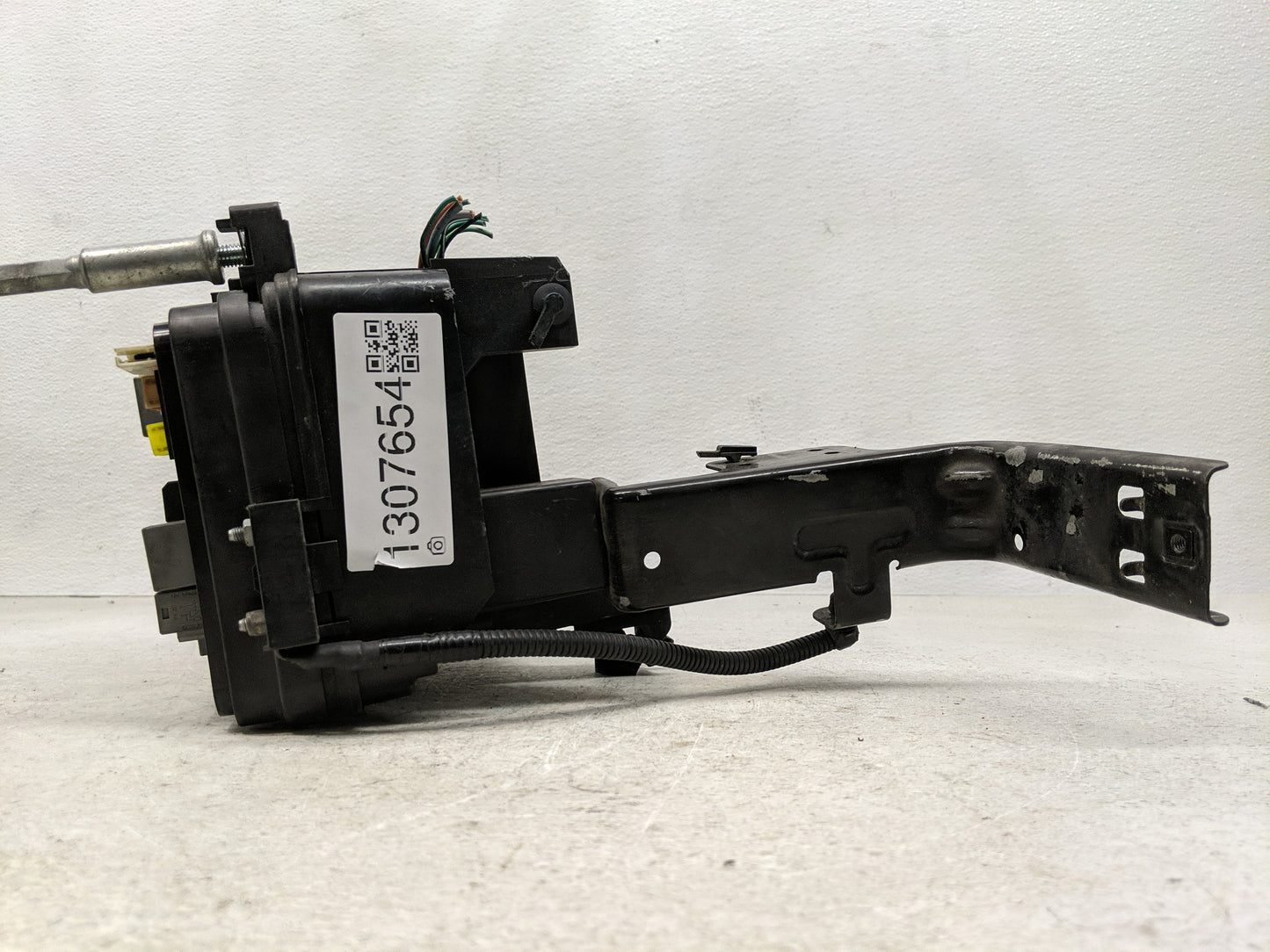 2010 Chevrolet Equinox Fusebox Fuse Box Panel Relay Module P/N:20848337 Fits OEM Used Auto Parts - Oemusedautoparts1.com