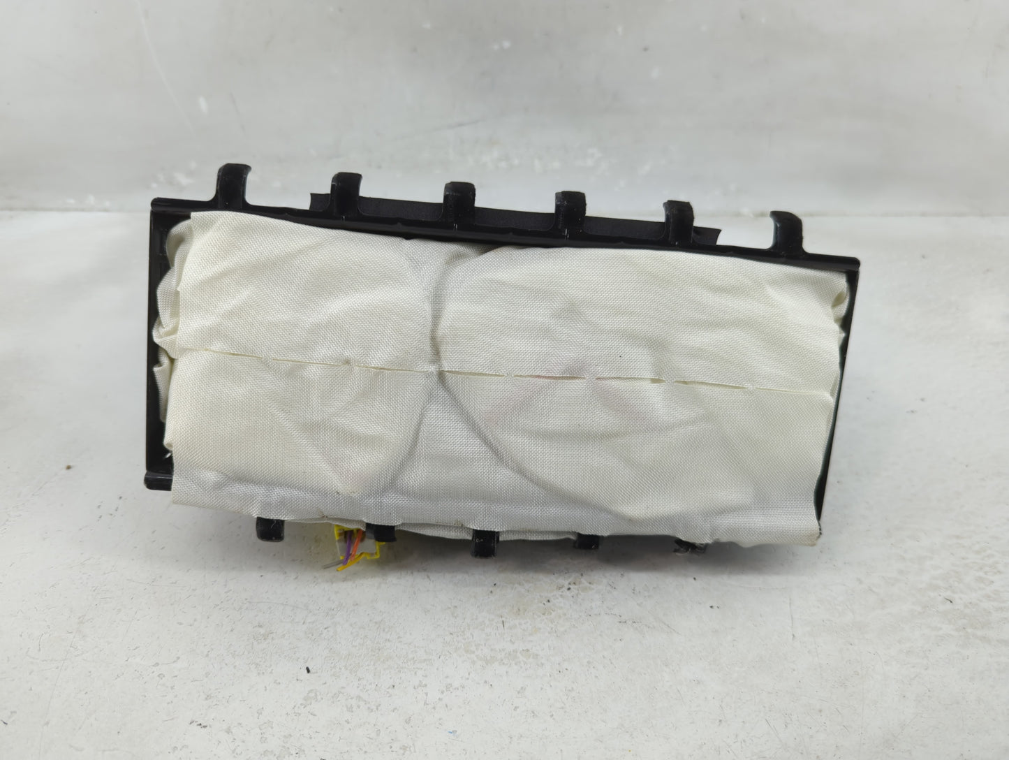 2010 Chevrolet Equinox Air Bag Passenger Right Dashboard OEM P/N:253-01213R Fits OEM Used Auto Parts - Oemusedautoparts1.com