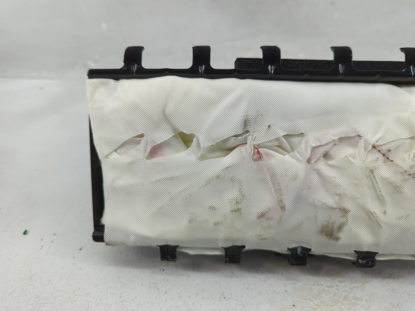 2010 Chevrolet Equinox Air Bag Passenger Right Dashboard OEM P/N:84418789 Fits OEM Used Auto Parts - Oemusedautoparts1.com