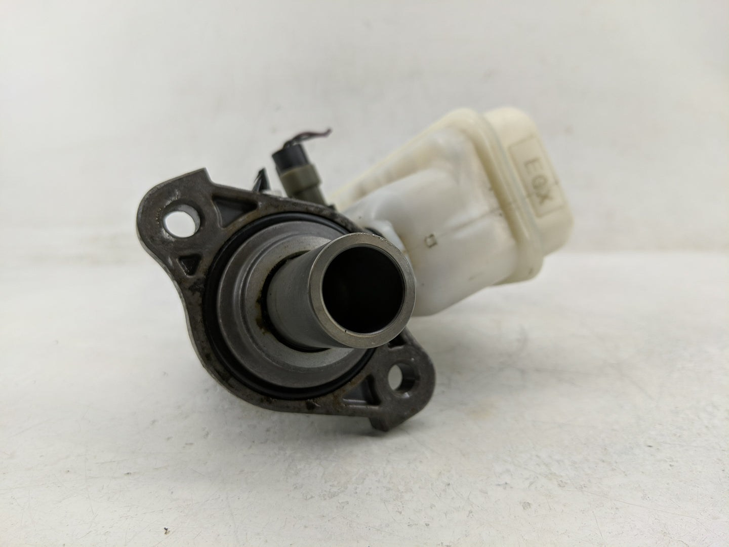 2010-2010 Chevrolet Equinox Brake Master Cylinder 1312694 - Oemusedautoparts1.com