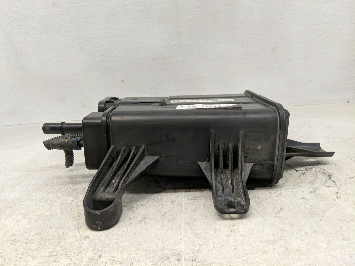 2010 Chevrolet Equinox Fuel Vapor Charcoal Canister 1357676 - Oemusedautoparts1.com