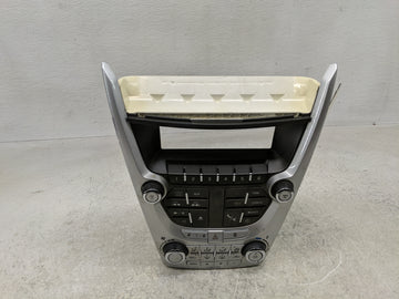 2010-2011 Chevrolet Equinox Radio AM FM Cd Player Receiver Replacement P/N:20878036 Fits Fits 2010 2011 OEM Used Auto Parts 
