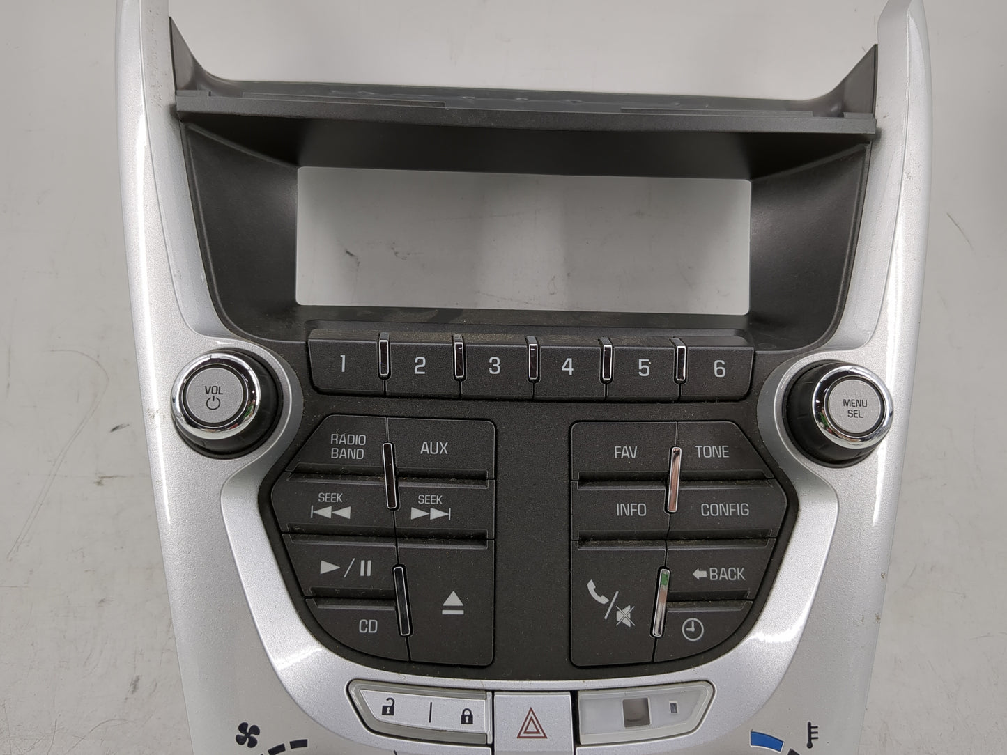 2010-2011 Chevrolet Equinox Radio Control Panel - Oemusedautoparts1.com