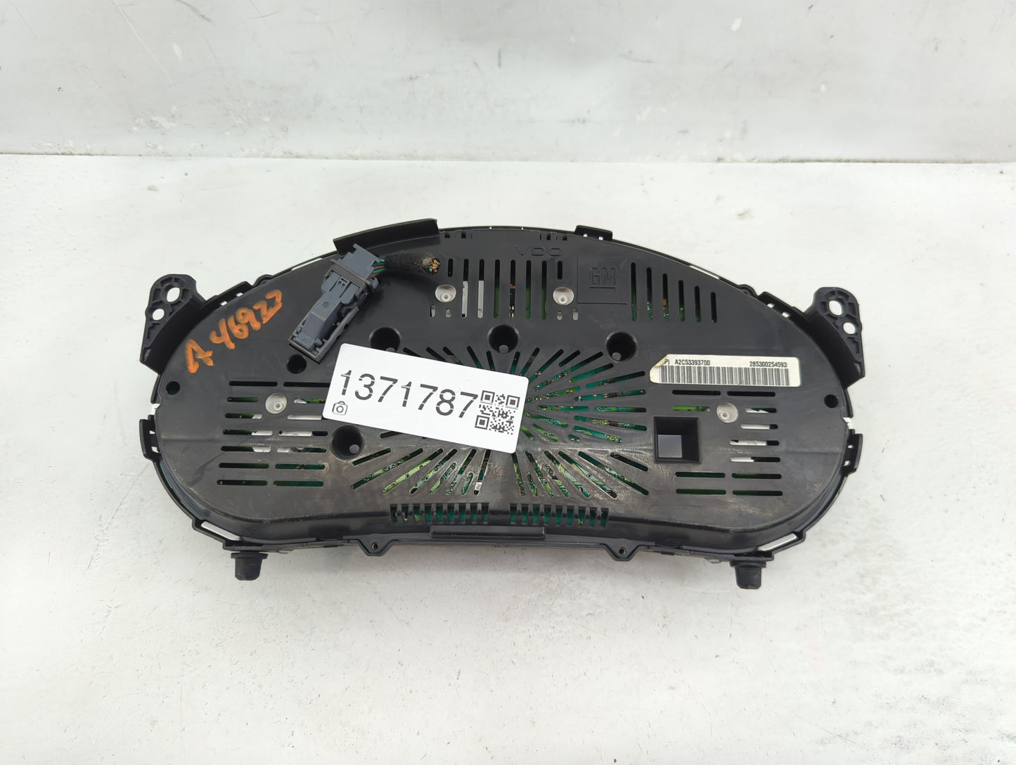 2010 Chevrolet Equinox Instrument Cluster Speedometer Gauges P/N:A2C53393700 Fits OEM Used Auto Parts - Oemusedautoparts1.co