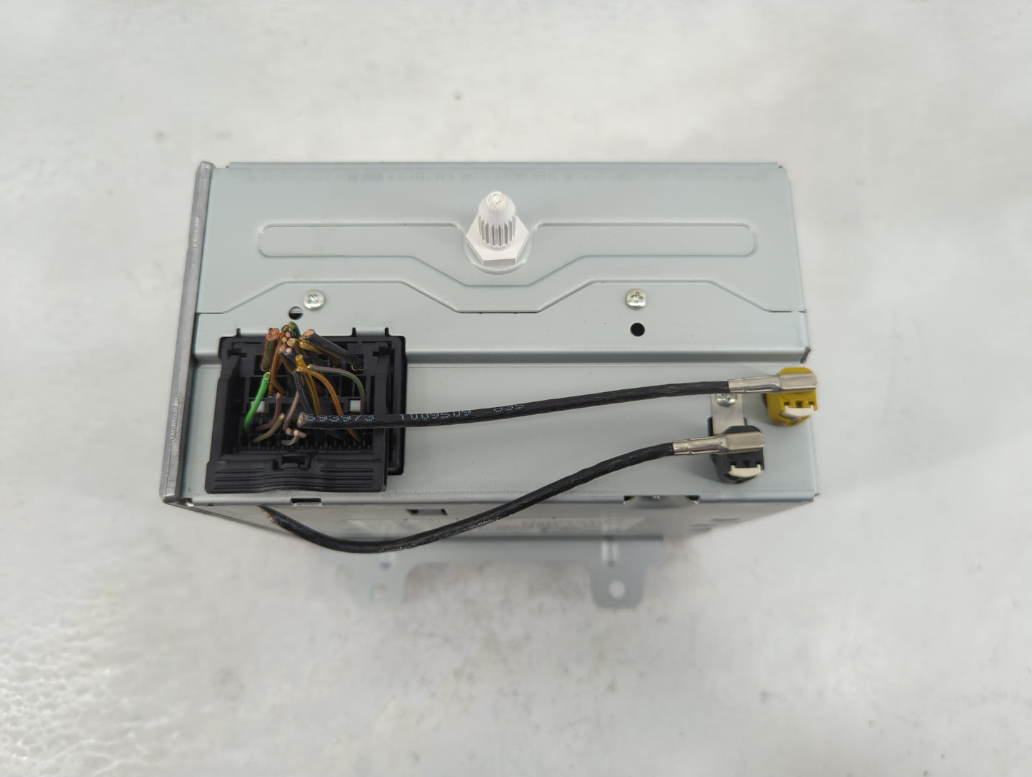 2010 Chevrolet Equinox Radio AM FM Cd Player Receiver Replacement P/N:20907419 Fits Fits 2011 OEM Used Auto Parts - Oemuseda