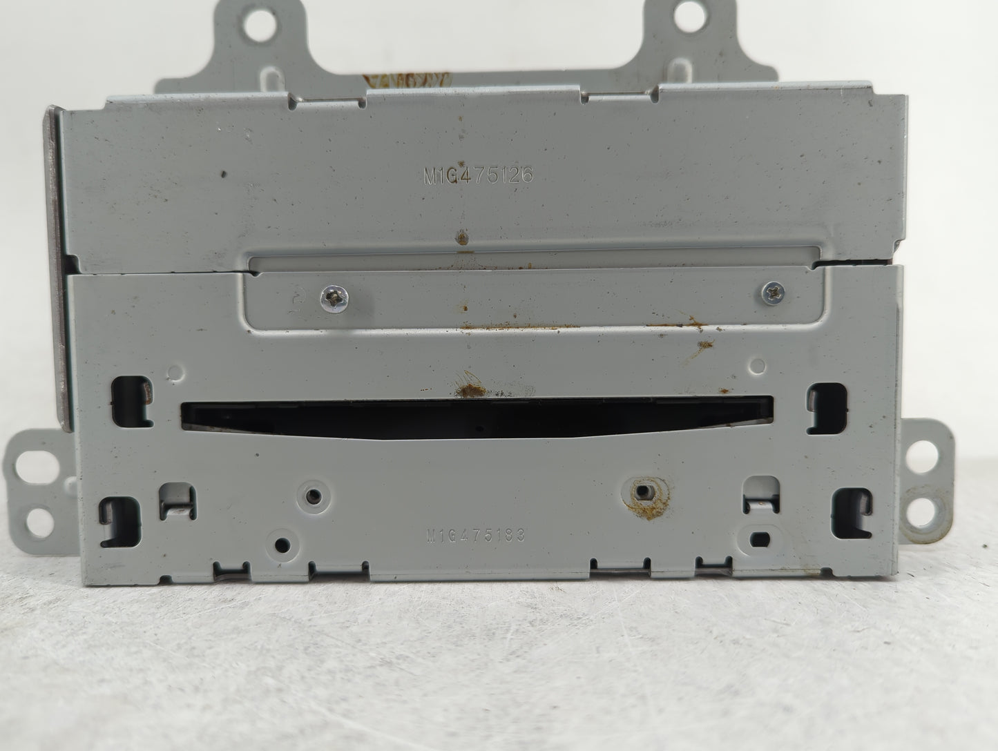 2010-2011 Chevrolet Equinox Radio AM FM Cd Player Receiver Replacement P/N:20907419 Fits Fits 2010 2011 OEM Used Auto Parts 