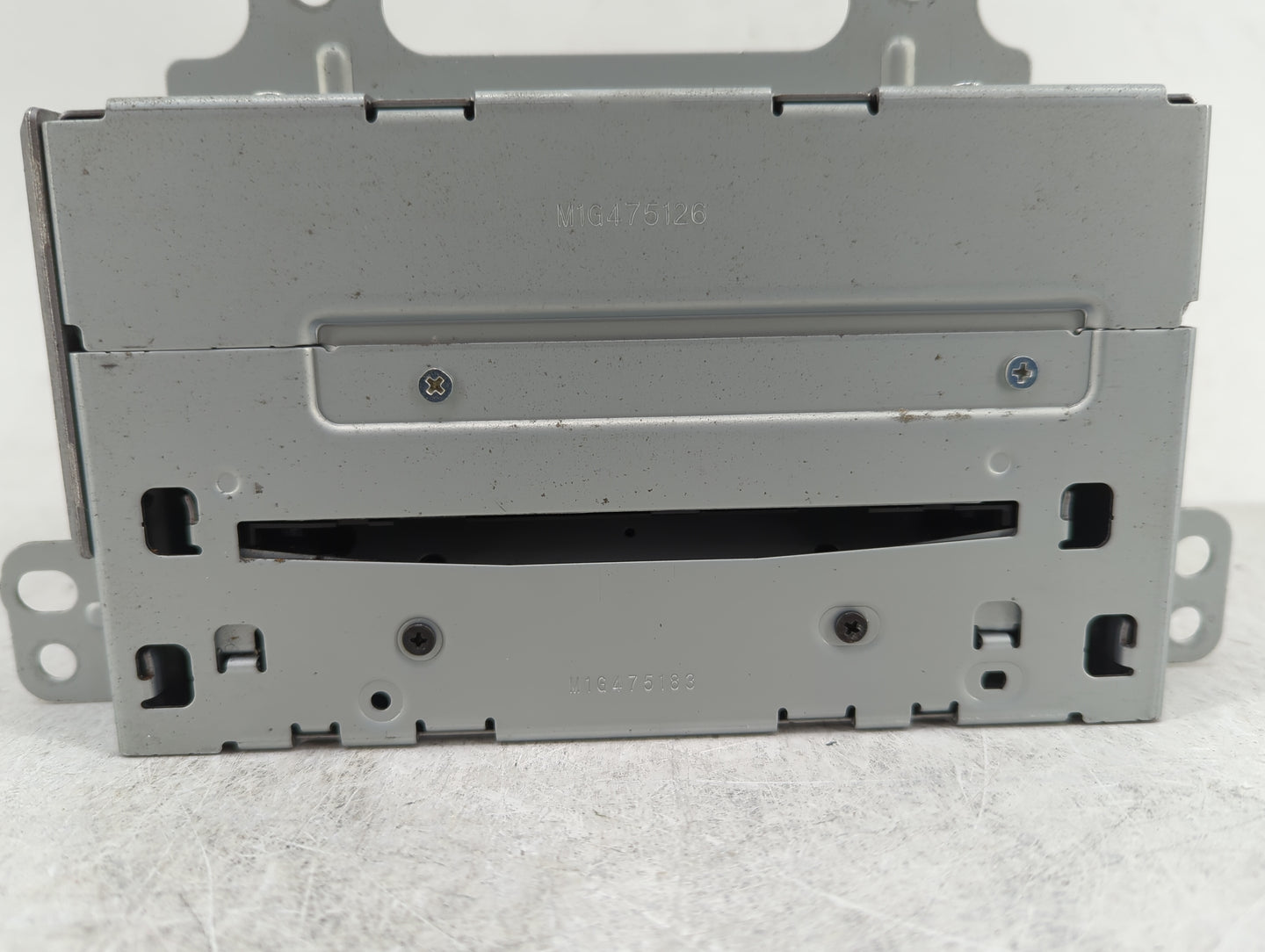2010-2011 Chevrolet Equinox Radio AM FM Cd Player Receiver Replacement P/N:20854719 Fits Fits 2010 2011 2012 OEM Used Auto P
