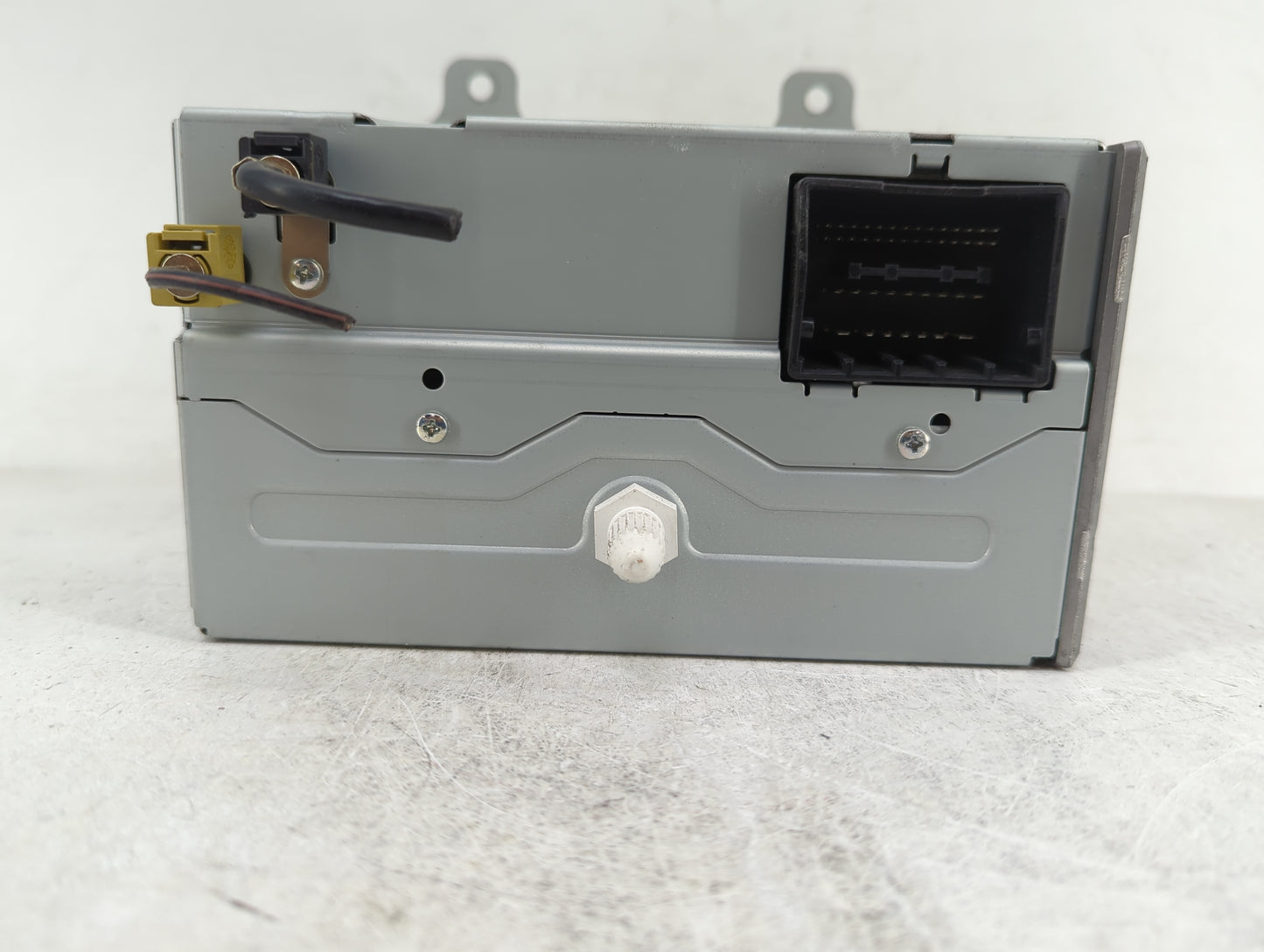 2010-2011 Chevrolet Equinox Radio AM FM Cd Player Receiver Replacement P/N:20854719 Fits Fits 2010 2011 2012 OEM Used Auto P