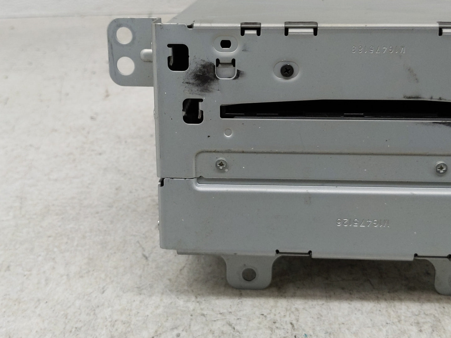 2010 Chevrolet Equinox Radio AM FM Cd Player Receiver Replacement P/N:20854719 Fits OEM Used Auto Parts - Oemusedautoparts1.