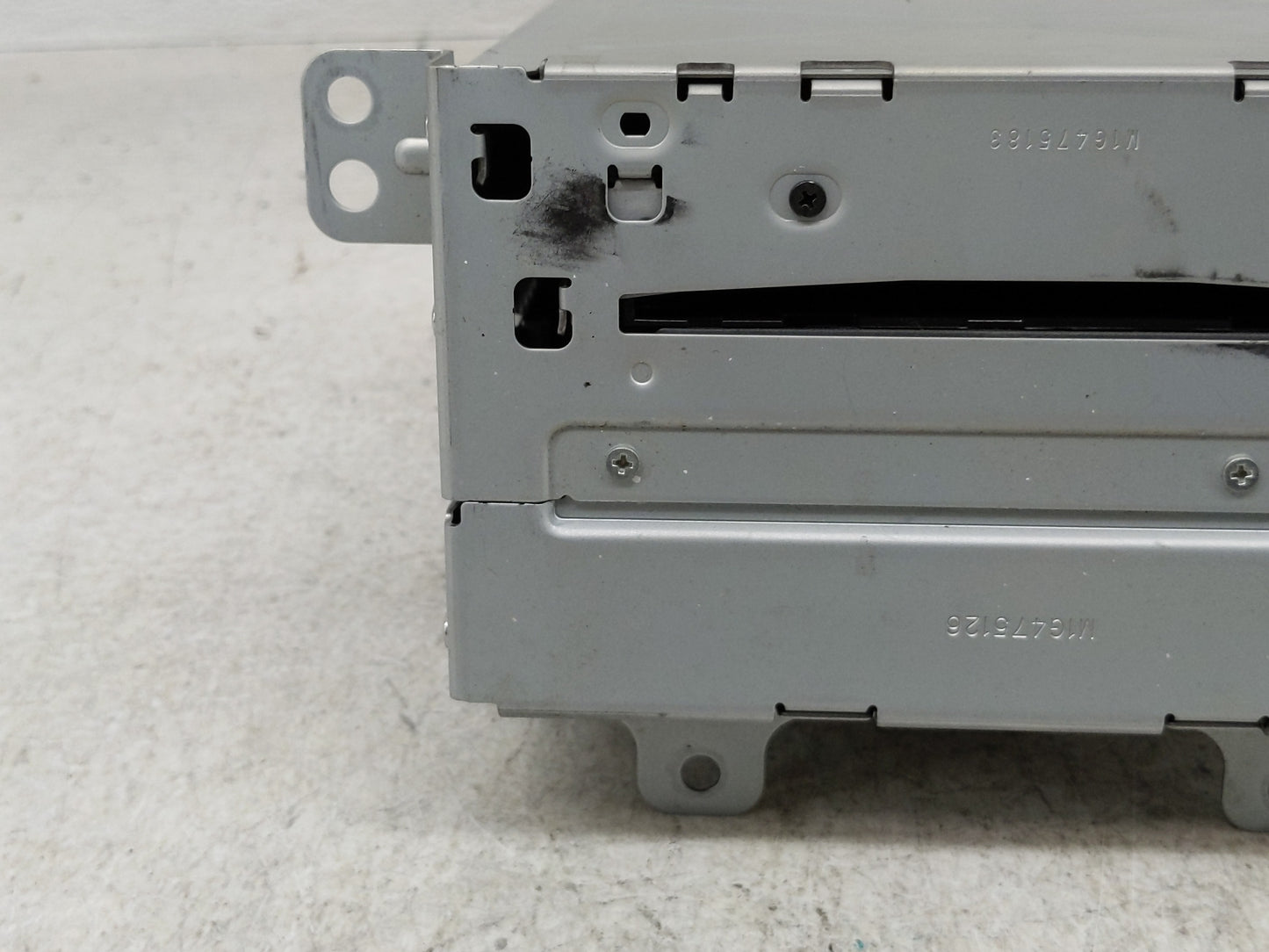2010 Chevrolet Equinox Radio AM FM Cd Player Receiver Replacement P/N:20854719 Fits OEM Used Auto Parts - Oemusedautoparts1.