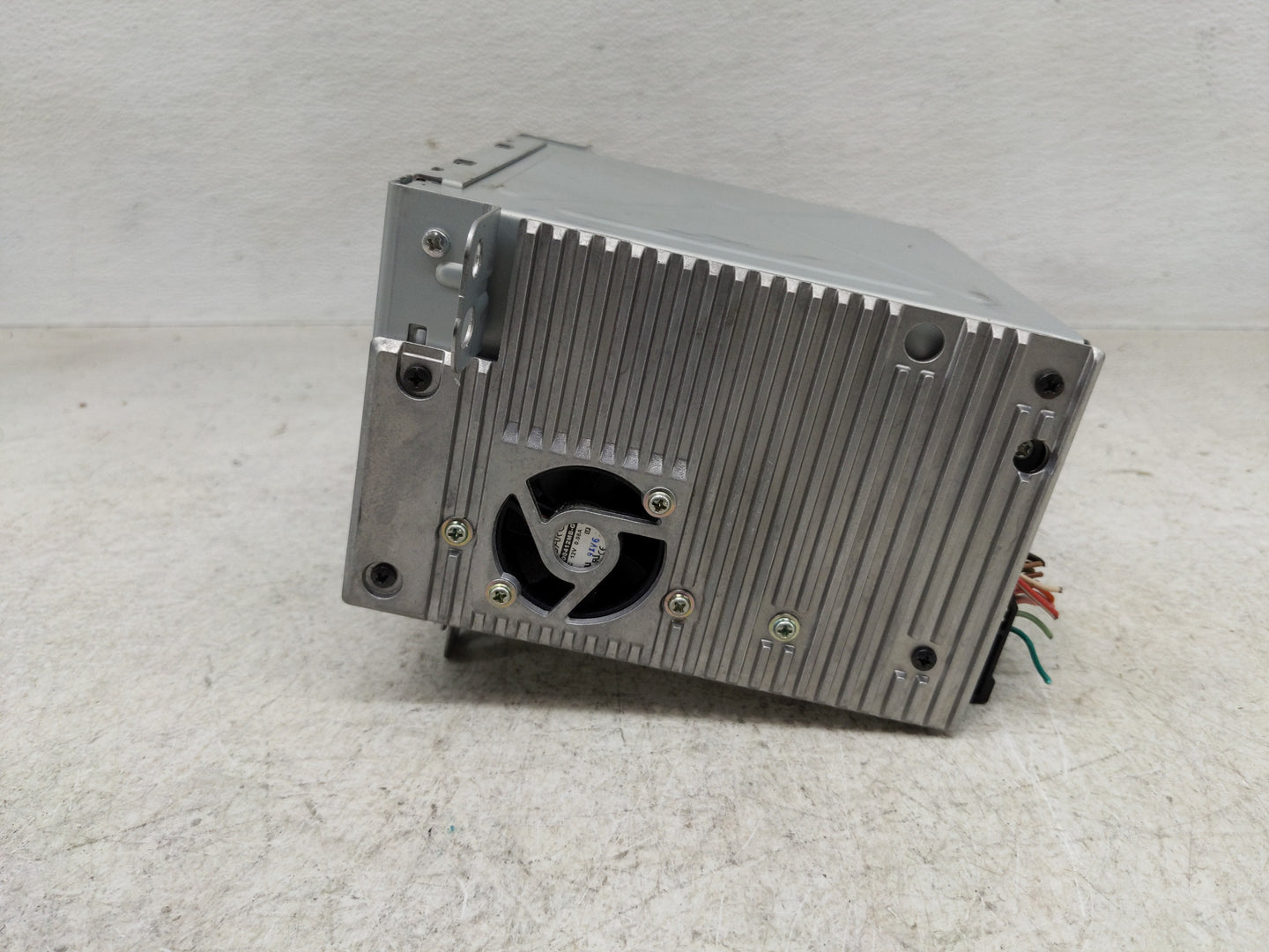2010 Chevrolet Equinox Radio AM FM Cd Player Receiver Replacement P/N:20854719 Fits OEM Used Auto Parts - Oemusedautoparts1.