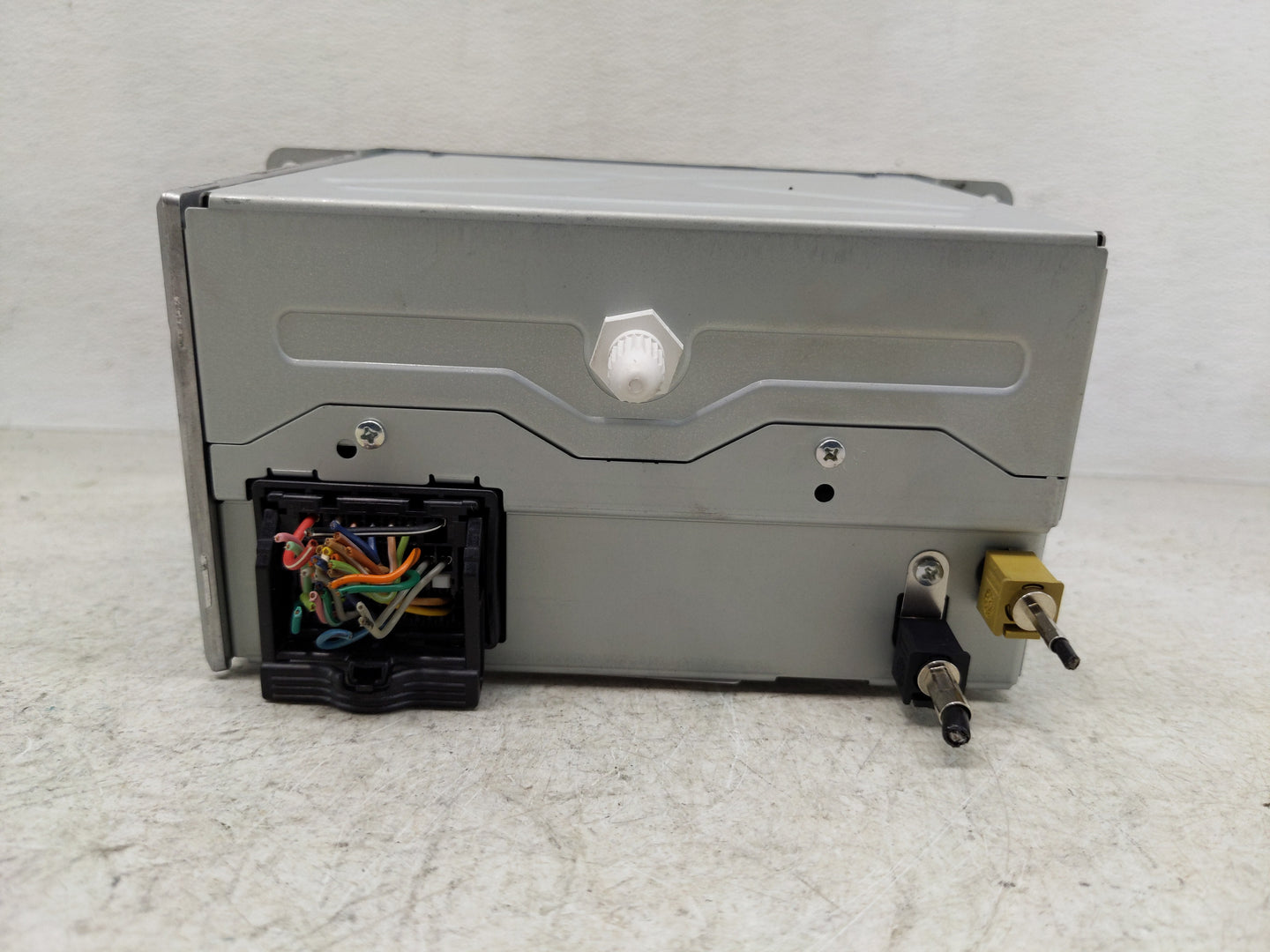 2010 Chevrolet Equinox Radio AM FM Cd Player Receiver Replacement P/N:20854719 Fits Fits 2011 OEM Used Auto Parts - Oemuseda