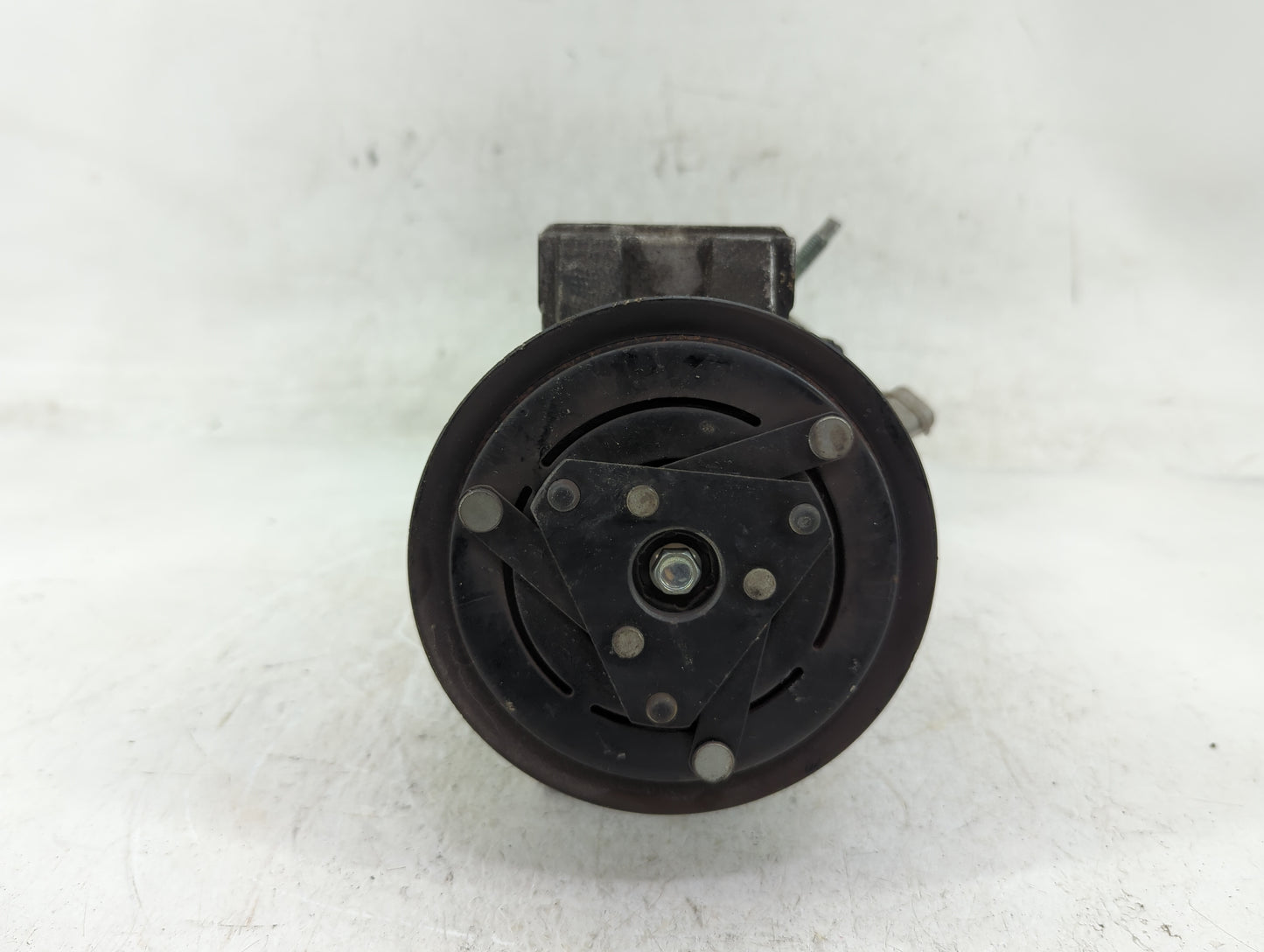 2010-2011 Chevrolet Equinox Air Conditioning A/c Ac Compressor Oem - Oemusedautoparts1.com
