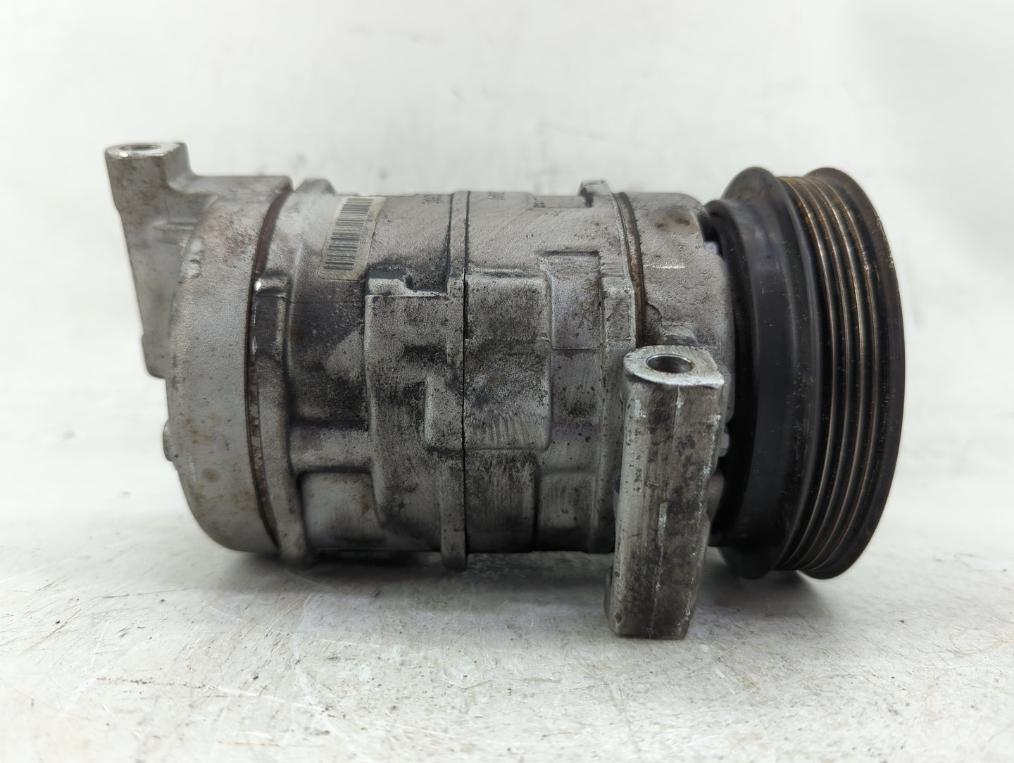 2010-2011 Chevrolet Equinox Air Conditioning A/c Ac Compressor Oem - Oemusedautoparts1.com