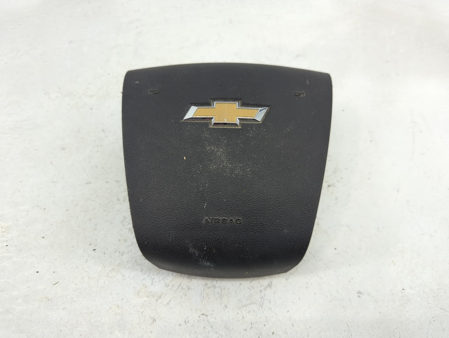 2010 Chevrolet Equinox Air Bag Driver Left Steering Wheel Mounted P/N:20940615 Fits OEM Used Auto Parts - Oemusedautoparts1.
