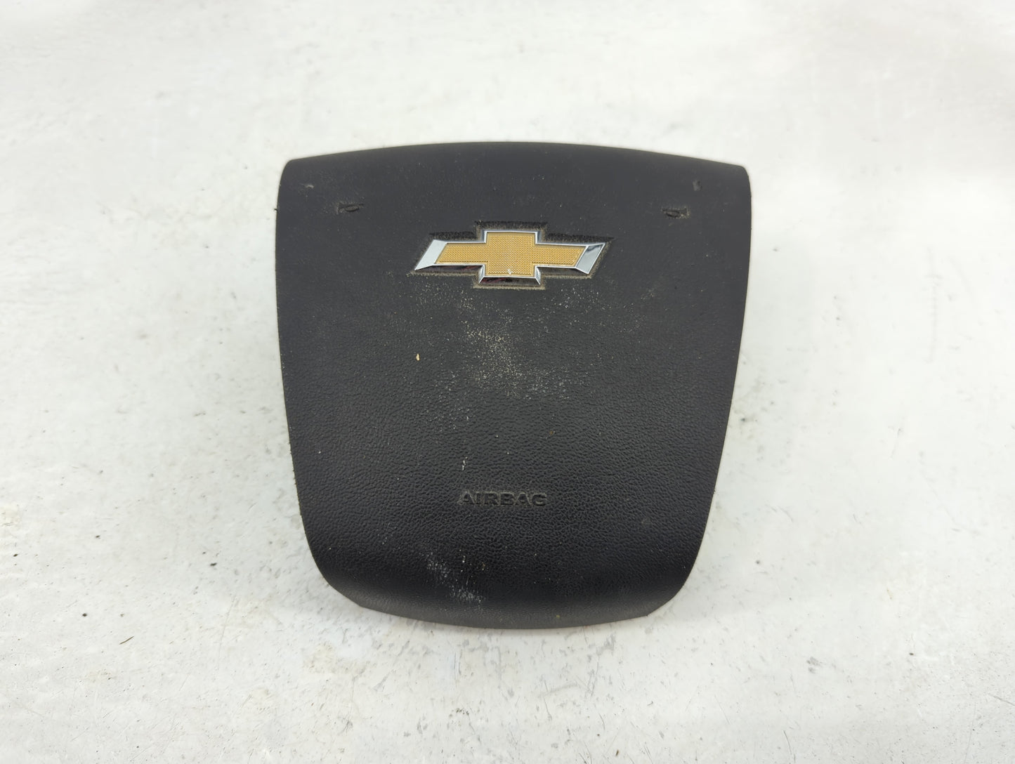 2010 Chevrolet Equinox Air Bag Driver Left Steering Wheel Mounted P/N:20940615 Fits OEM Used Auto Parts - Oemusedautoparts1.