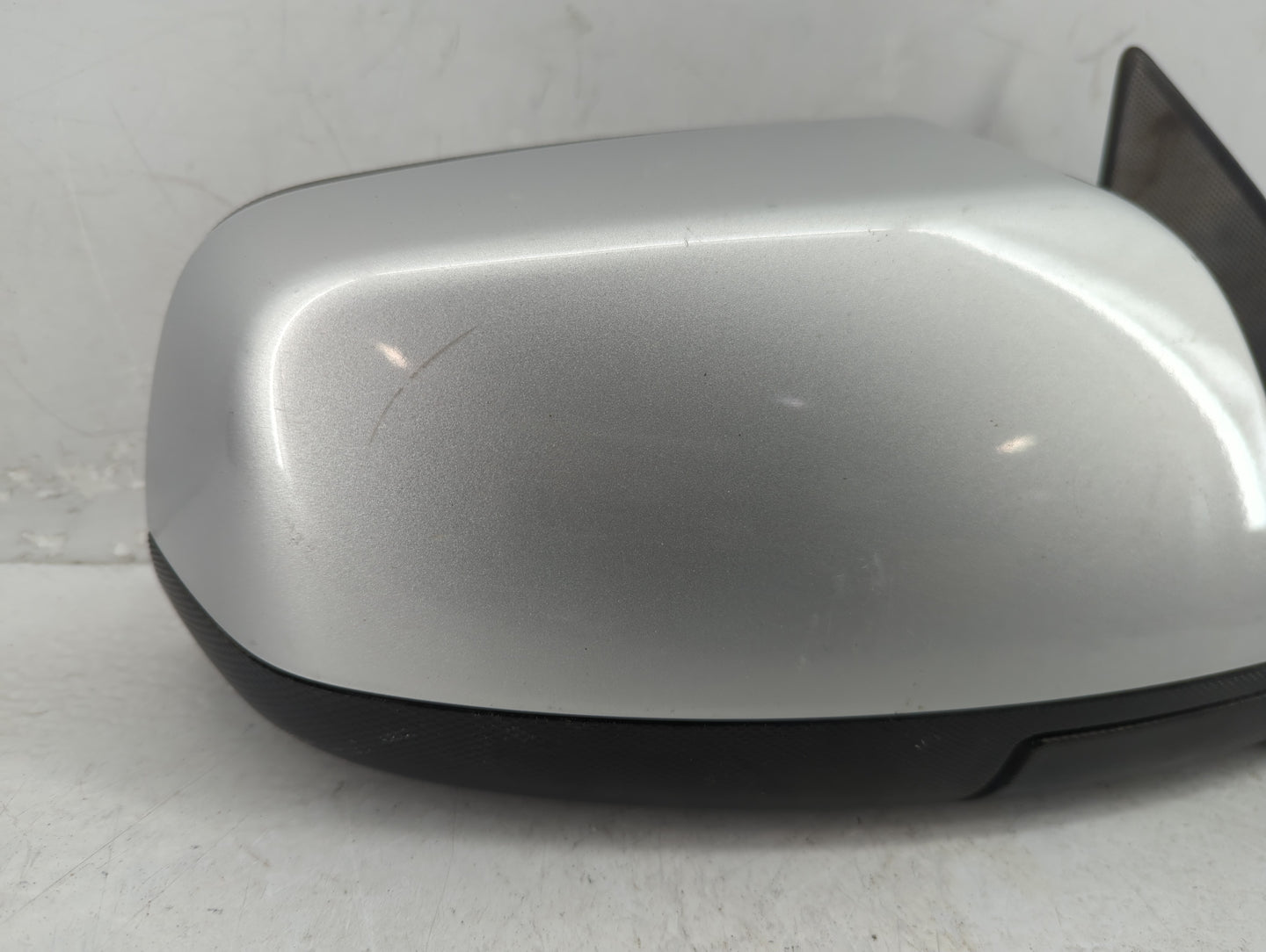 2010-2011 Chevrolet Equinox Passenger Side View Mirror - Right Door Mirror OEM Used - Oemusedautoparts1.com