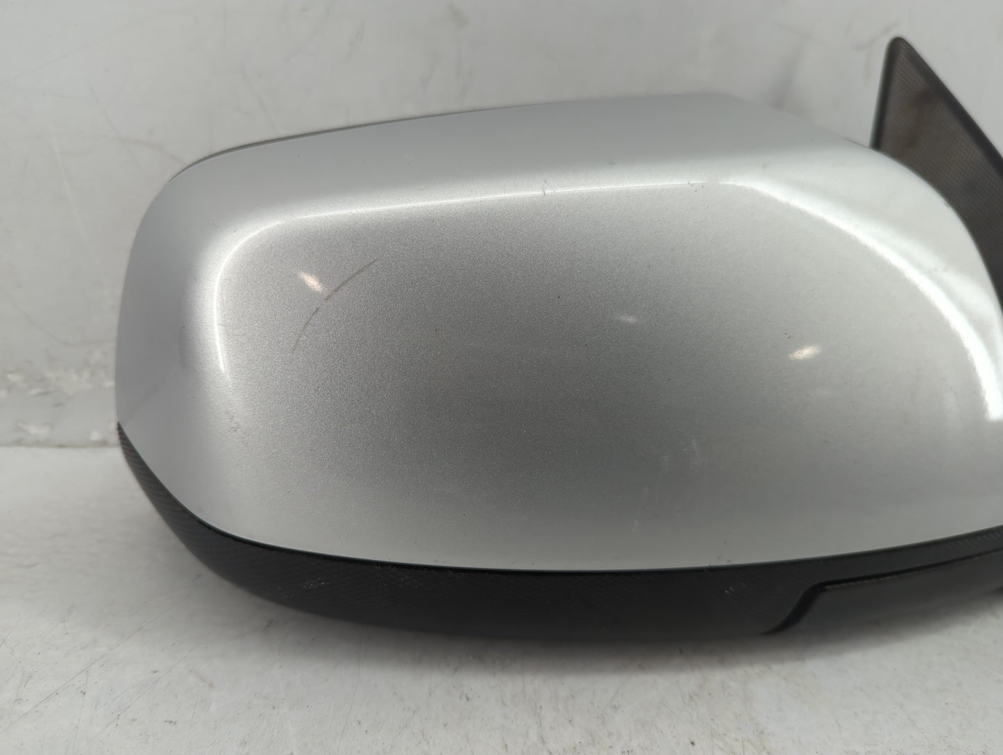 2010-2011 Chevrolet Equinox Passenger Side View Mirror - Right Door Mirror OEM Used - Oemusedautoparts1.com
