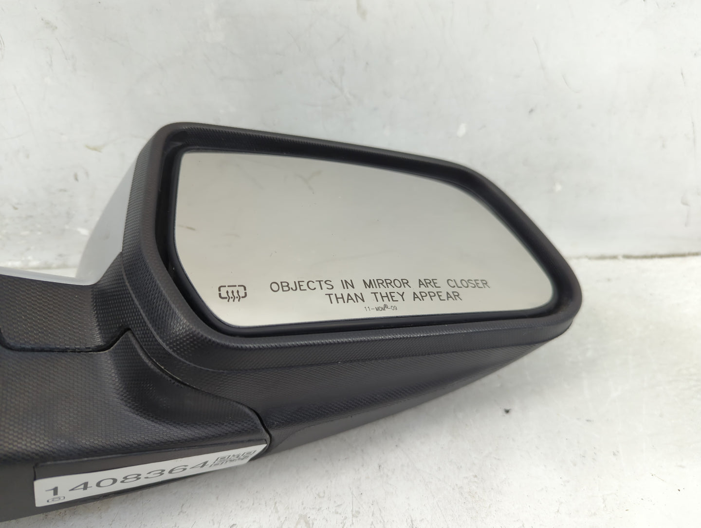 2010-2011 Chevrolet Equinox Passenger Side View Mirror - Right Door Mirror OEM Used - Oemusedautoparts1.com