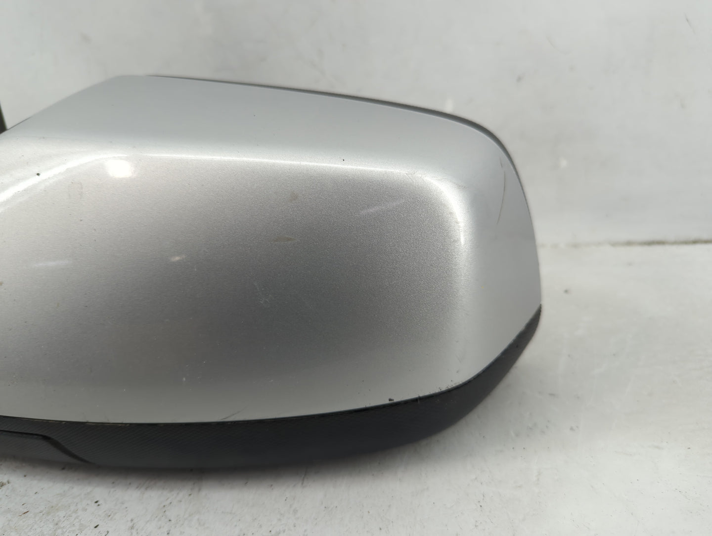 2010-2011 Chevrolet Equinox Driver Side View Mirror - Left Door Mirror OEM Used - Oemusedautoparts1.com